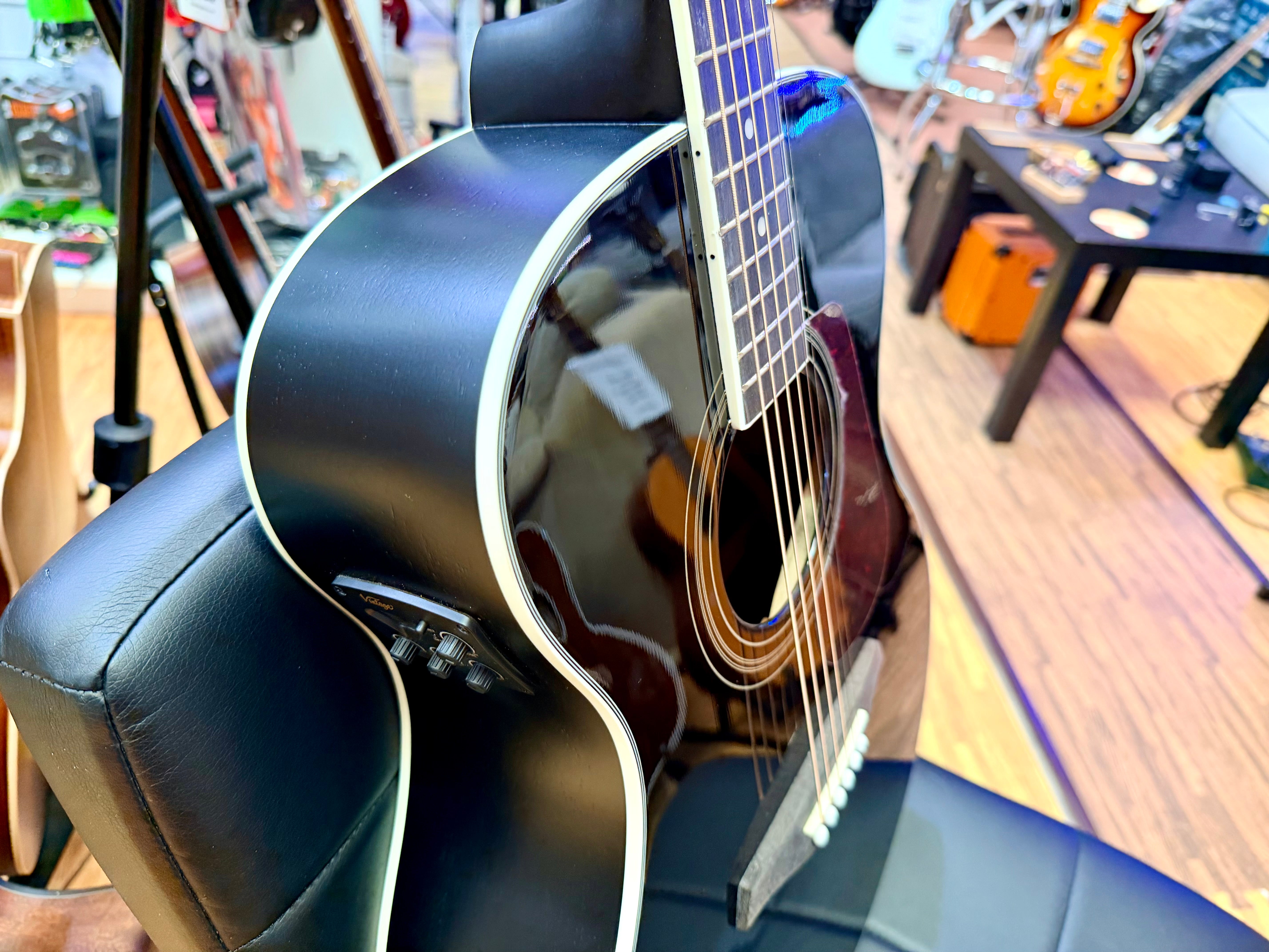 πNEWπ Vintage VE330 Electro Acoustic Guitar~ Gloss Black~ Solid Spruce Top!