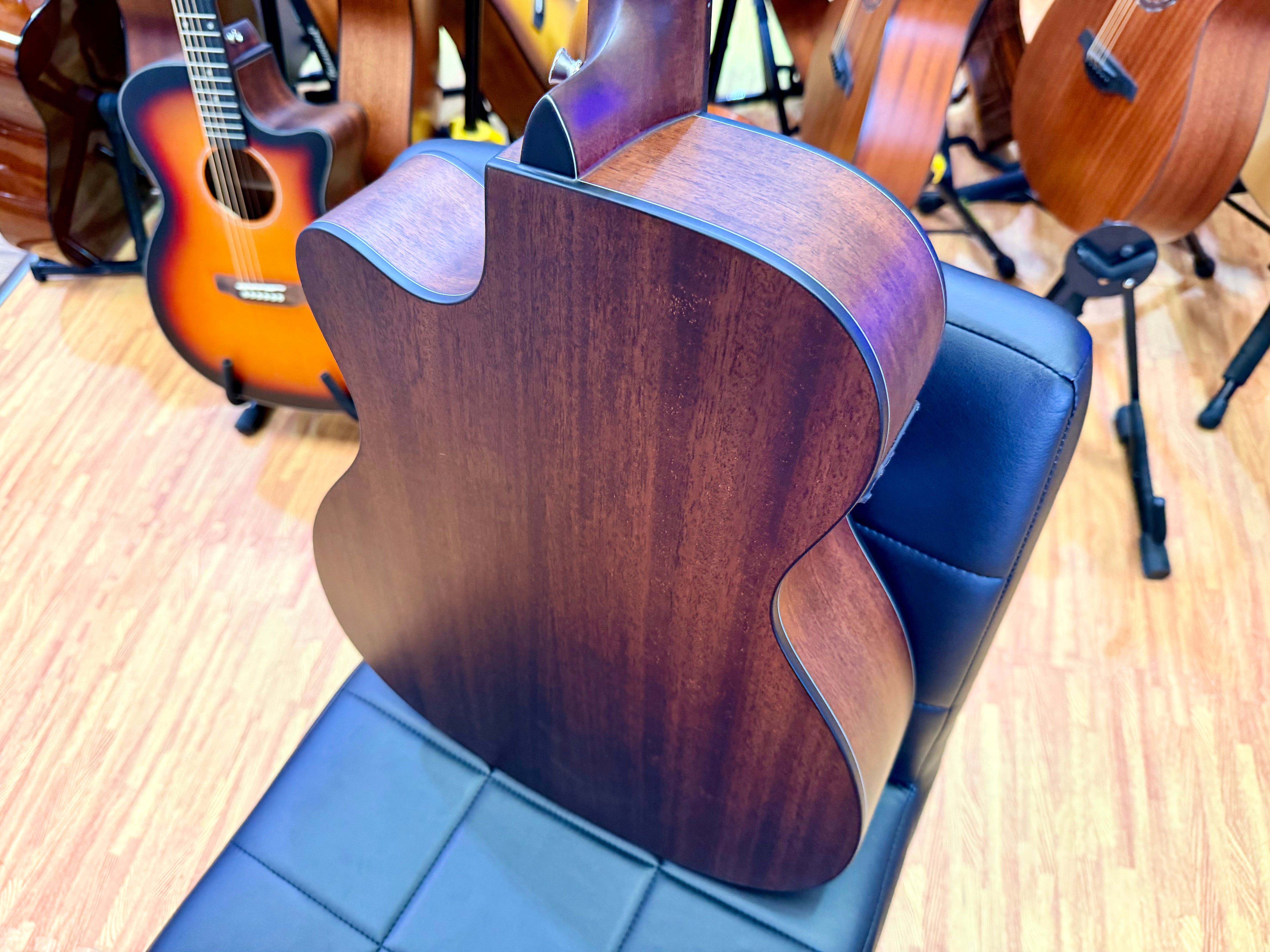 ⚡️NEW⚡️ Vintage VEC300N Stage Series Electro Acoustic Guitar~ Folk Cutaway!