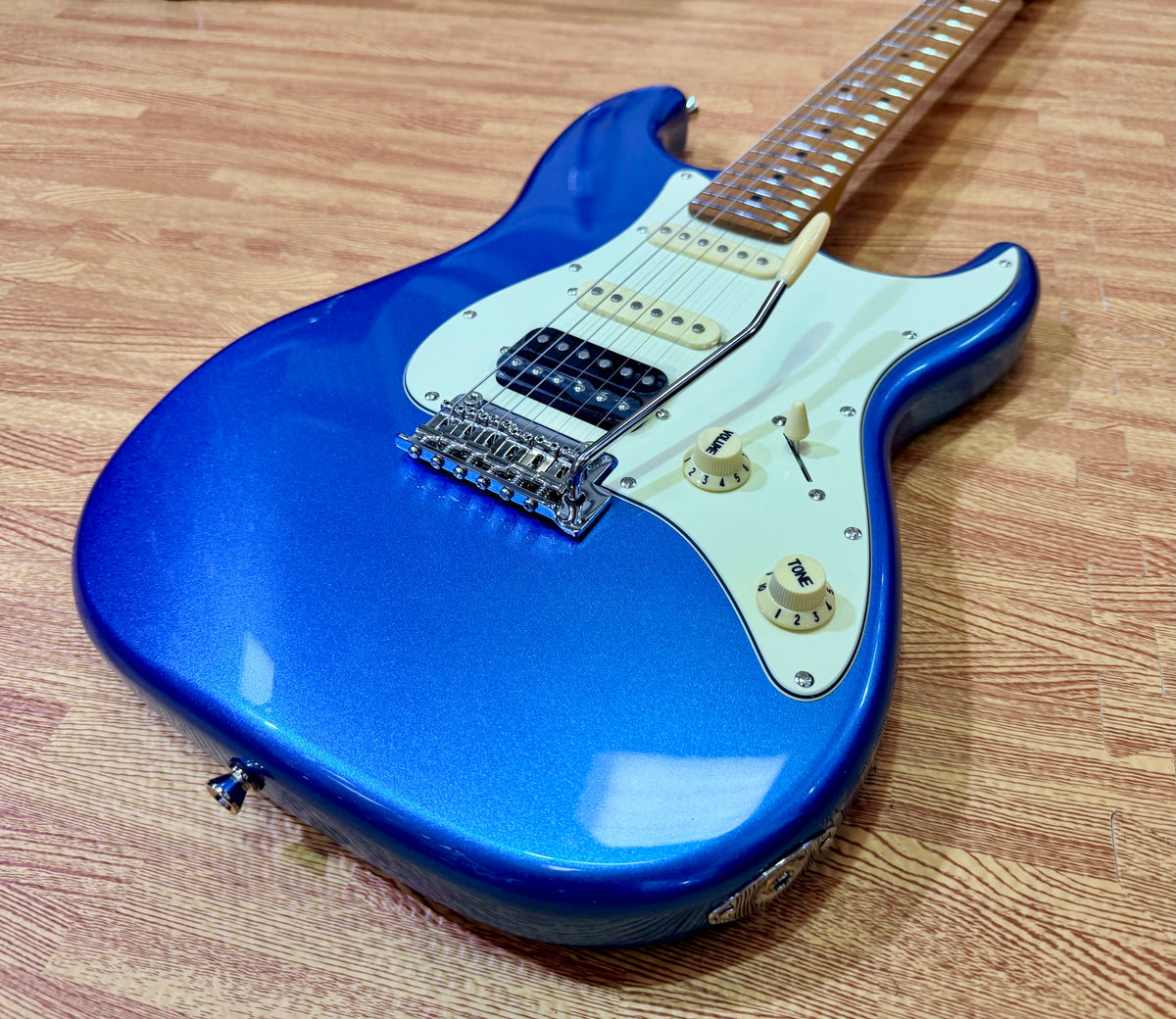 JET JS-400 HSS Electric Guitar~ Lake Placid Blue~ Strat~ 2026