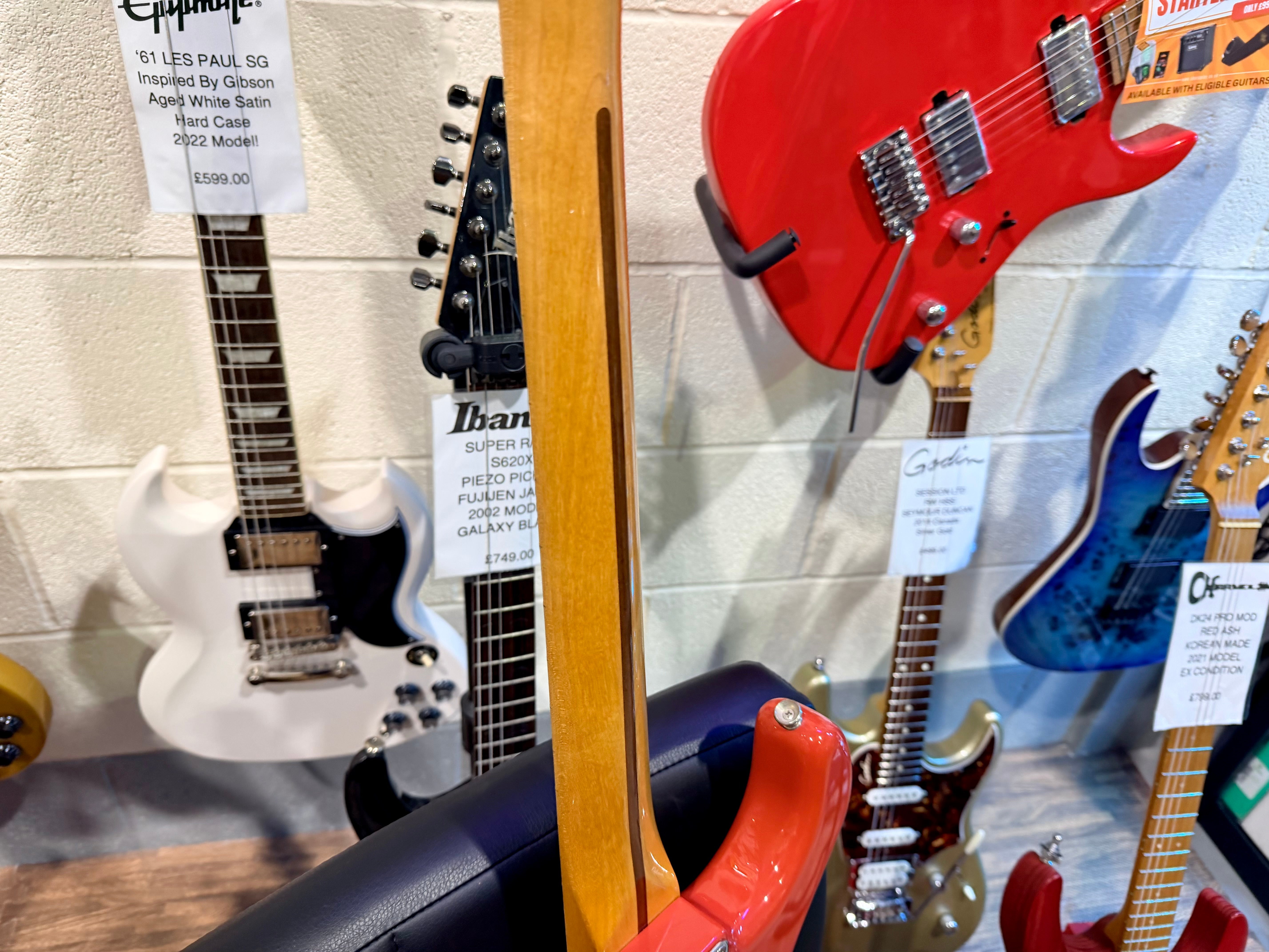 🌟MINT🌟 Fender Classic Series 50s Stratocaster~ Fiesta Red~ Mexican~ 2013