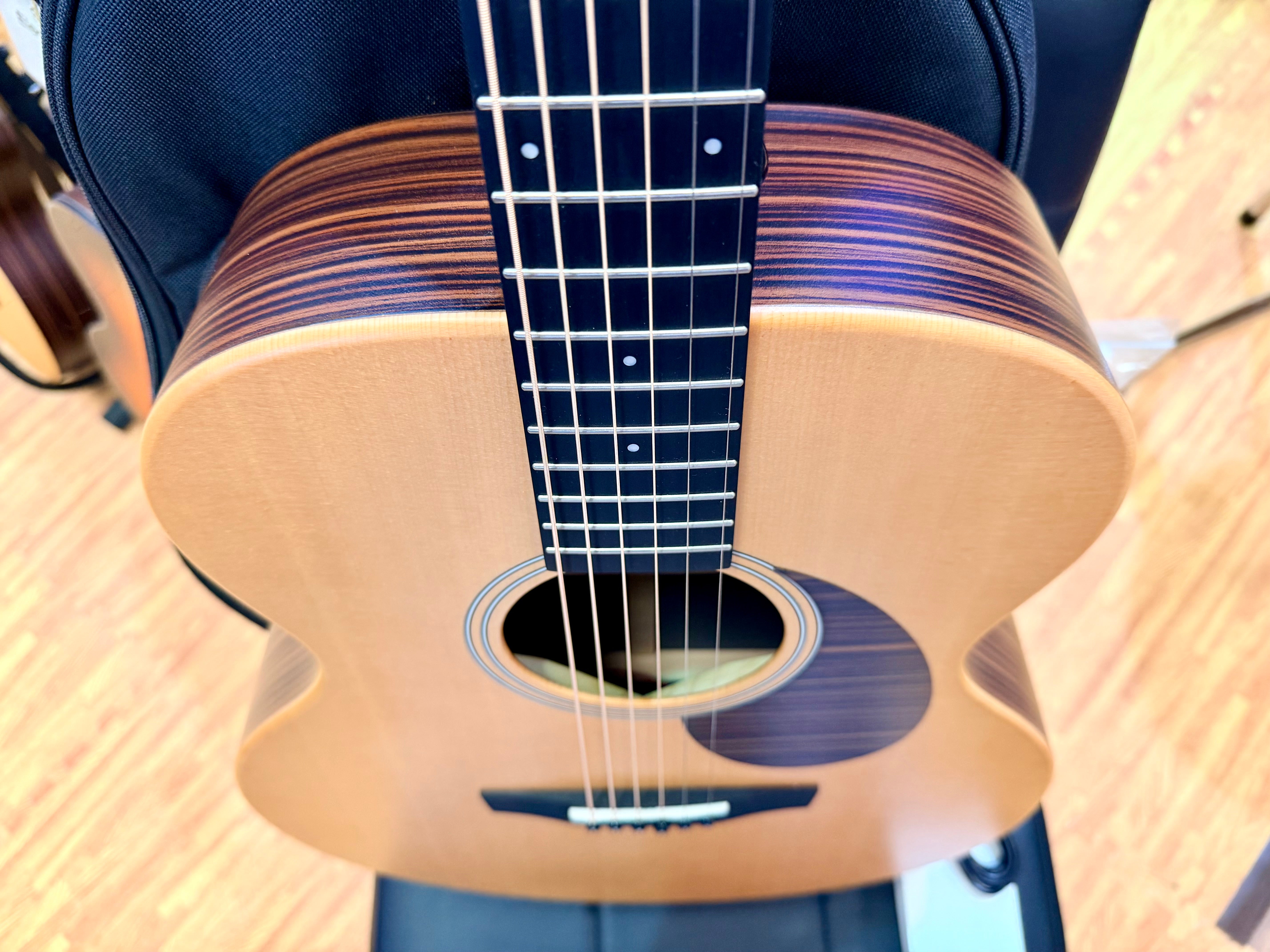 🔥2026 NEW🔥 Enya EA-X1 SP1 Pro Max 41” Electro Acoustic Jumbo Smart Guitar~ Bag