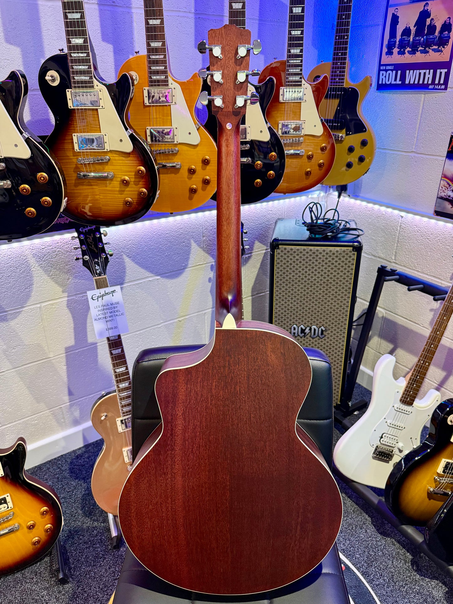 π Ferndale GF2-CE-PLUS Grand Auditorium~Satin Antique Burst Electro Acoustic π