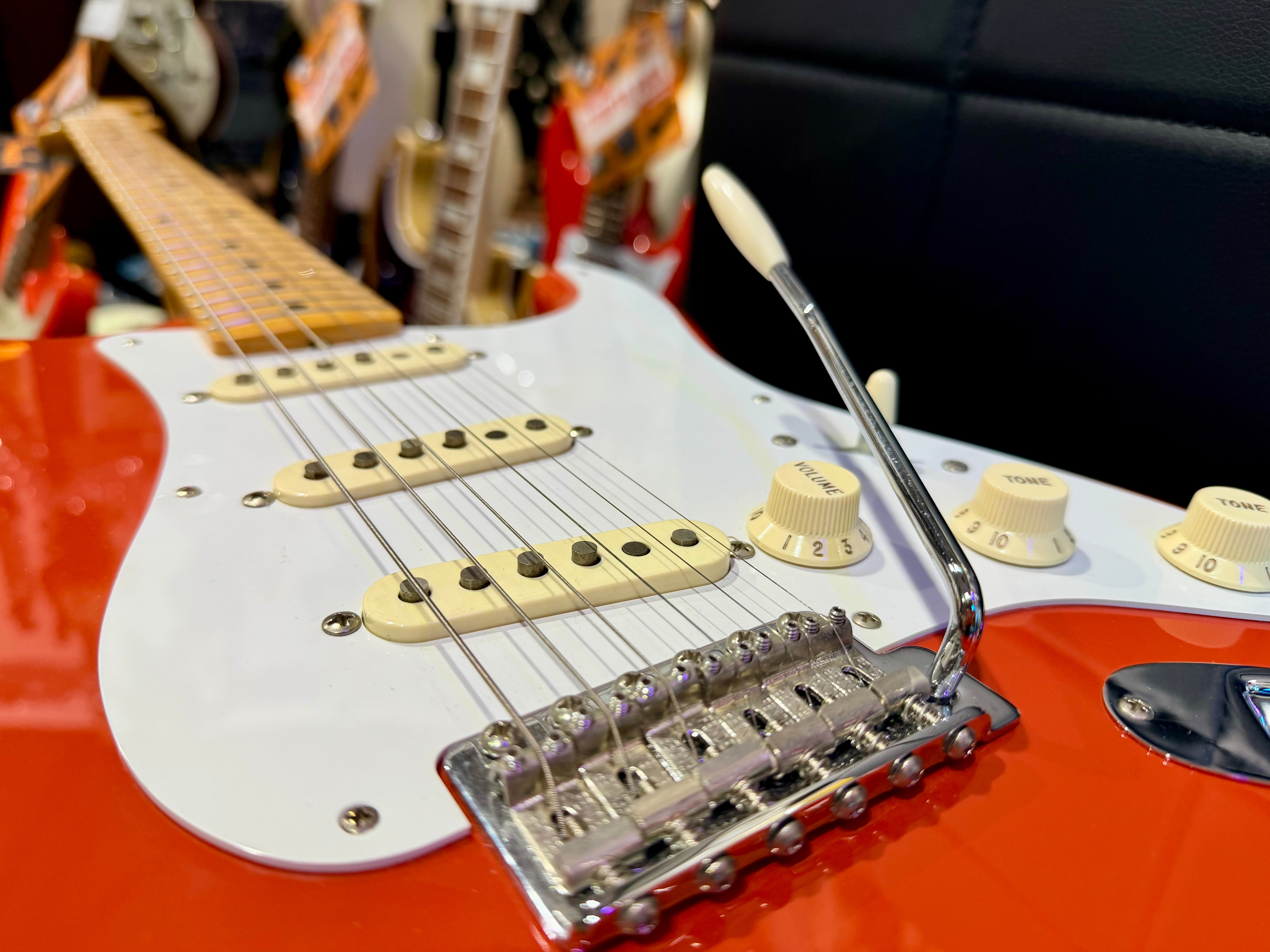 🌟MINT🌟 Fender Classic Series 50s Stratocaster~ Fiesta Red~ Mexican~ 2013