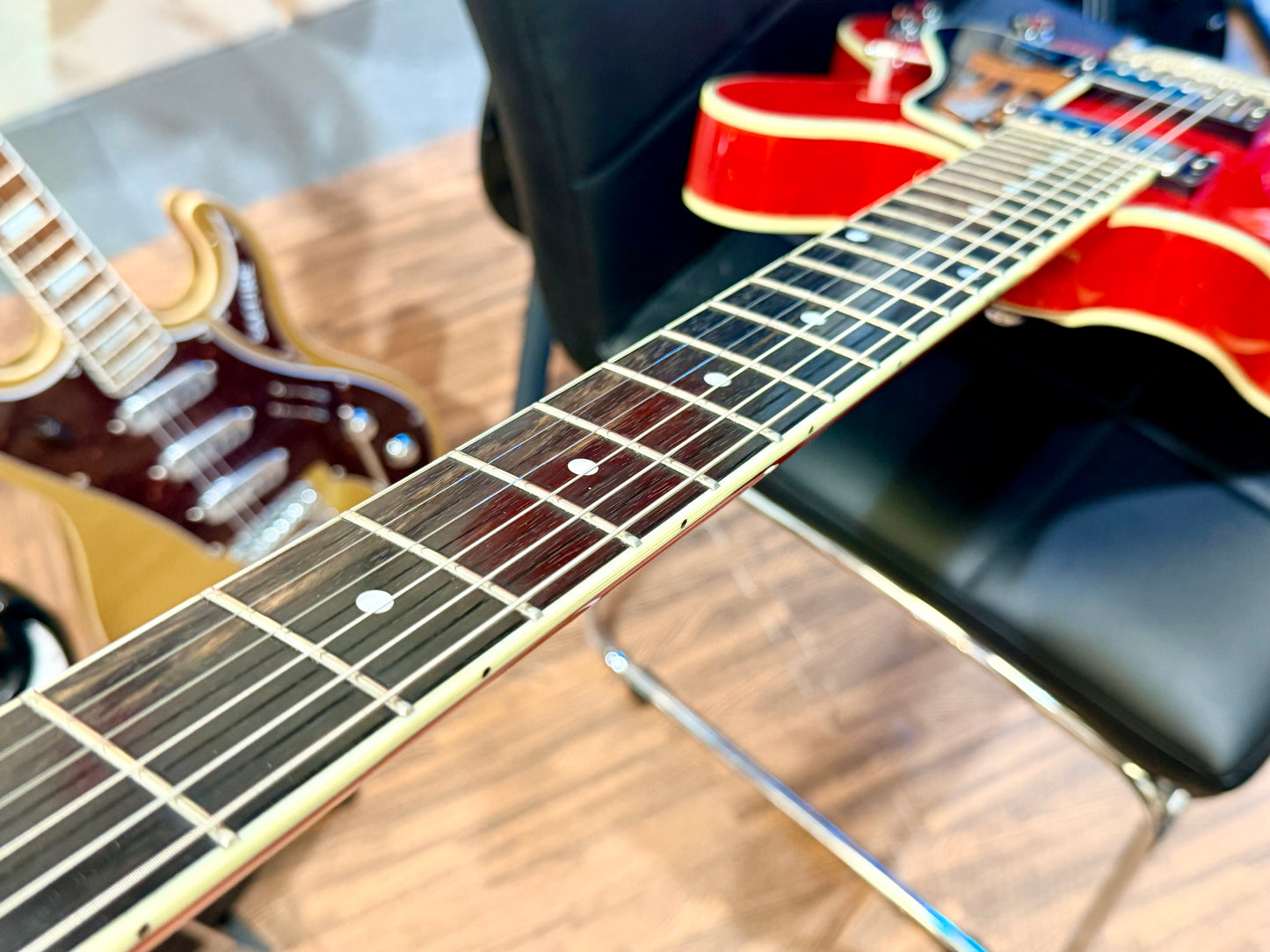 ๐MINT 2022 ๐ Eastman T386-RD Thinline Semi-Hollow โ335โ Antique Red + Case!