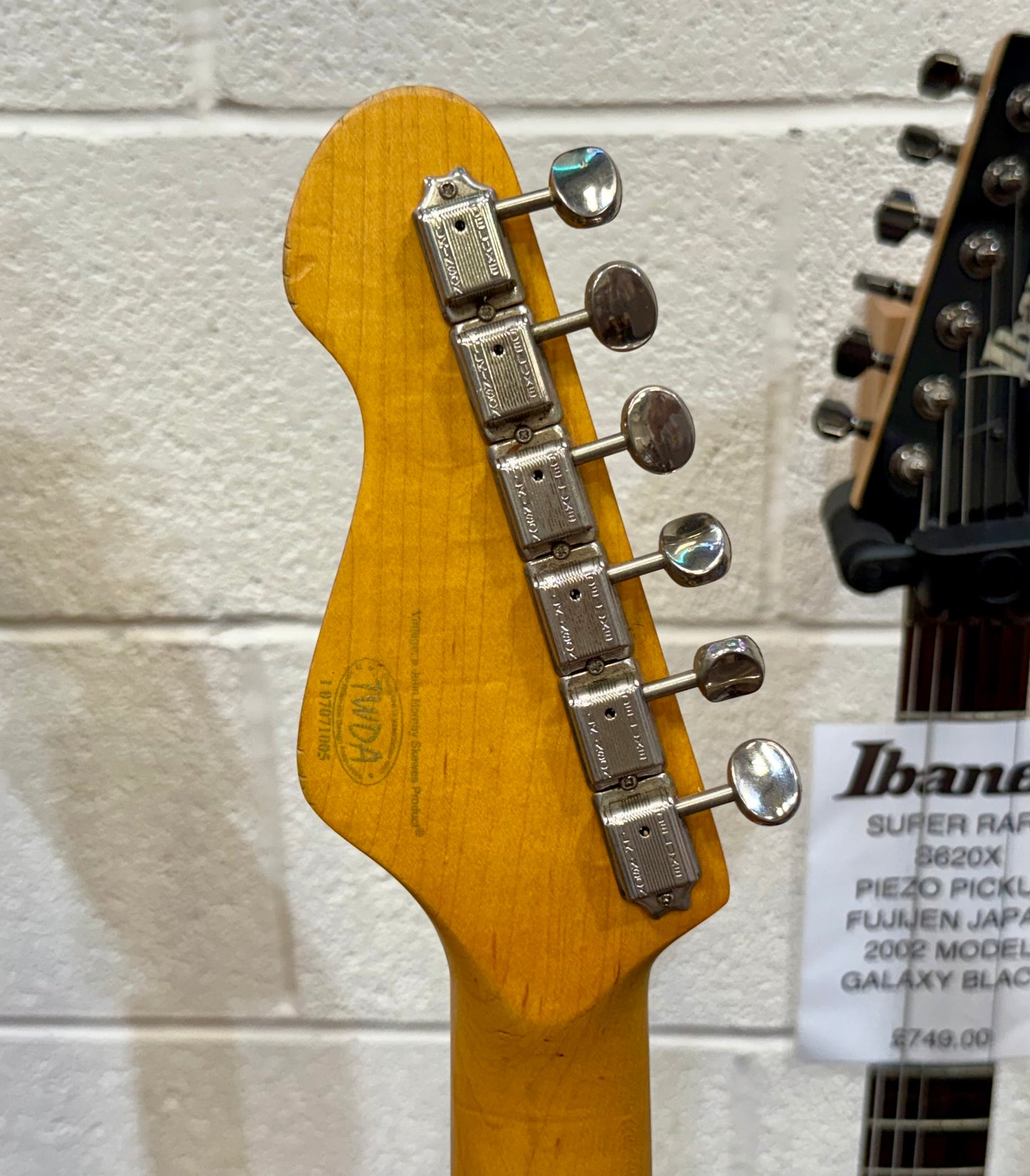 š„ Vintage V6 ICON Electric Guitar~ Distressed Sunburst Relic~ Stratocaster š„