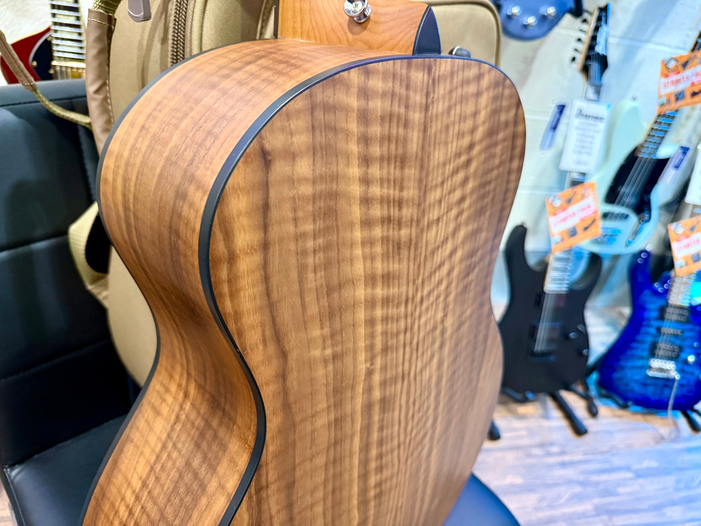 🌟2022 MINT🌟 Taylor 114e Natural Satin~Grand Auditorium Electro-Acoustic Guitar