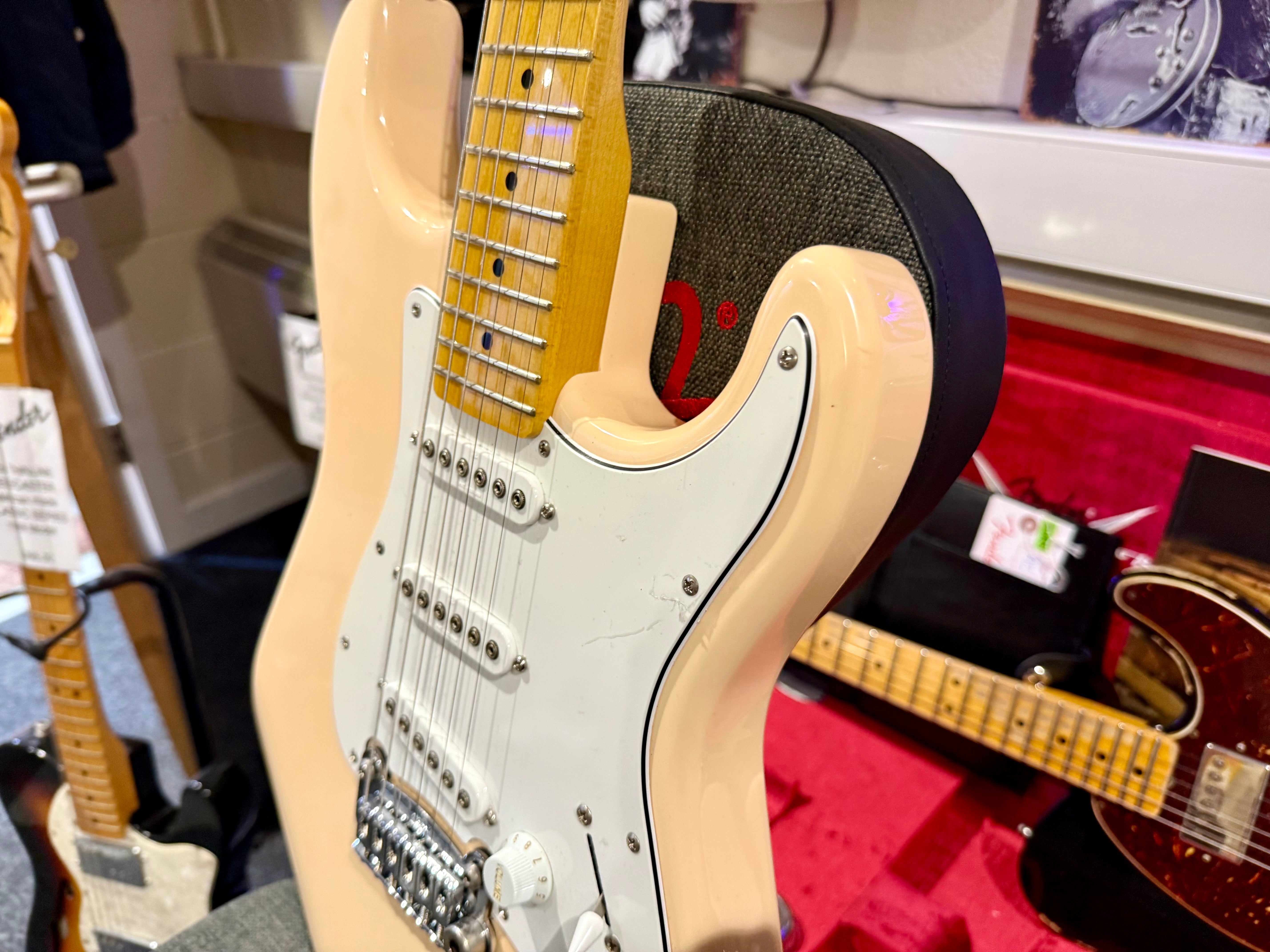 🔥EX-DEMO🔥 G&L Tribute S-500 Strat Style Electric Guitar~ Vintage White!