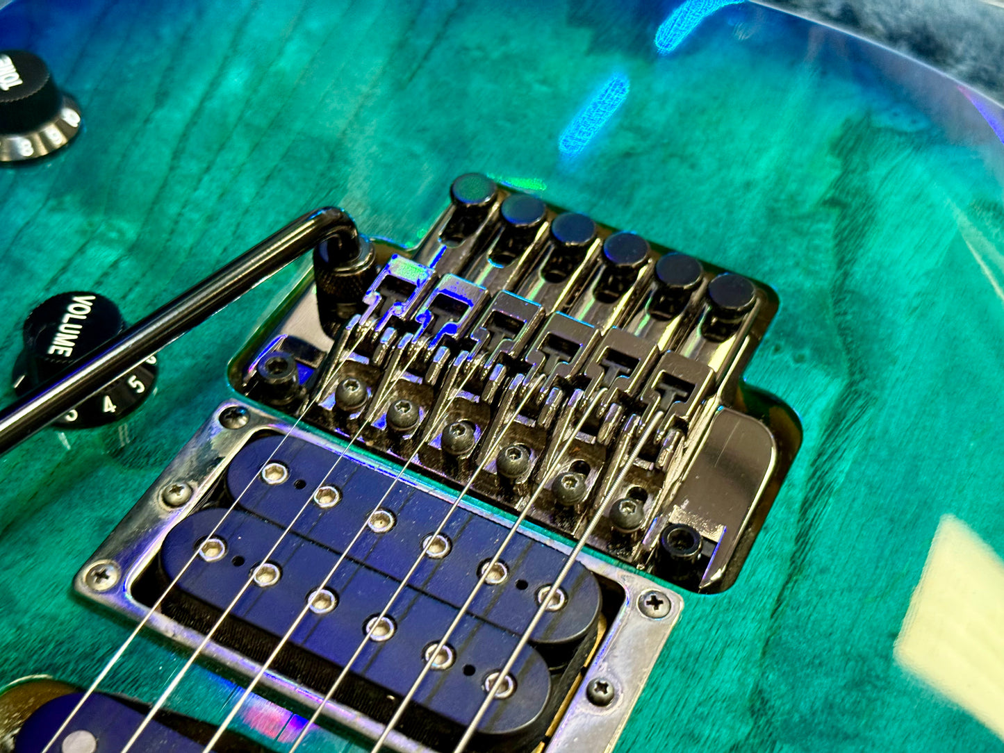 🔥2021 MINT🔥 Ibanez RG470AHMZ~ Blue Moon Burst~ Hard Case~ Zero Edge Tremolo!