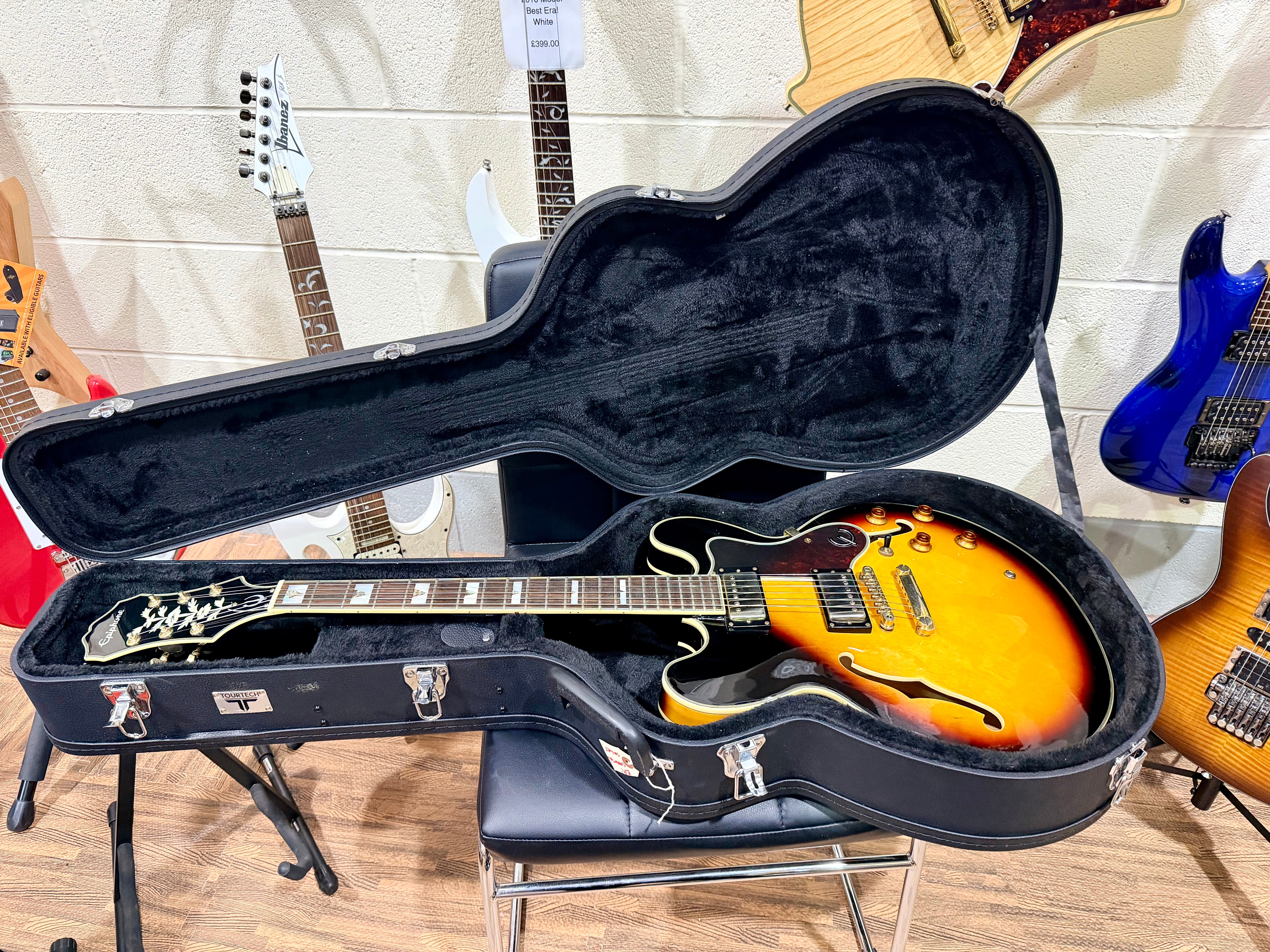 ☀️2013☀️ Epiphone Sheraton ii VS~ Vintage Sunburst~ Hollow-body~ Hard Case!