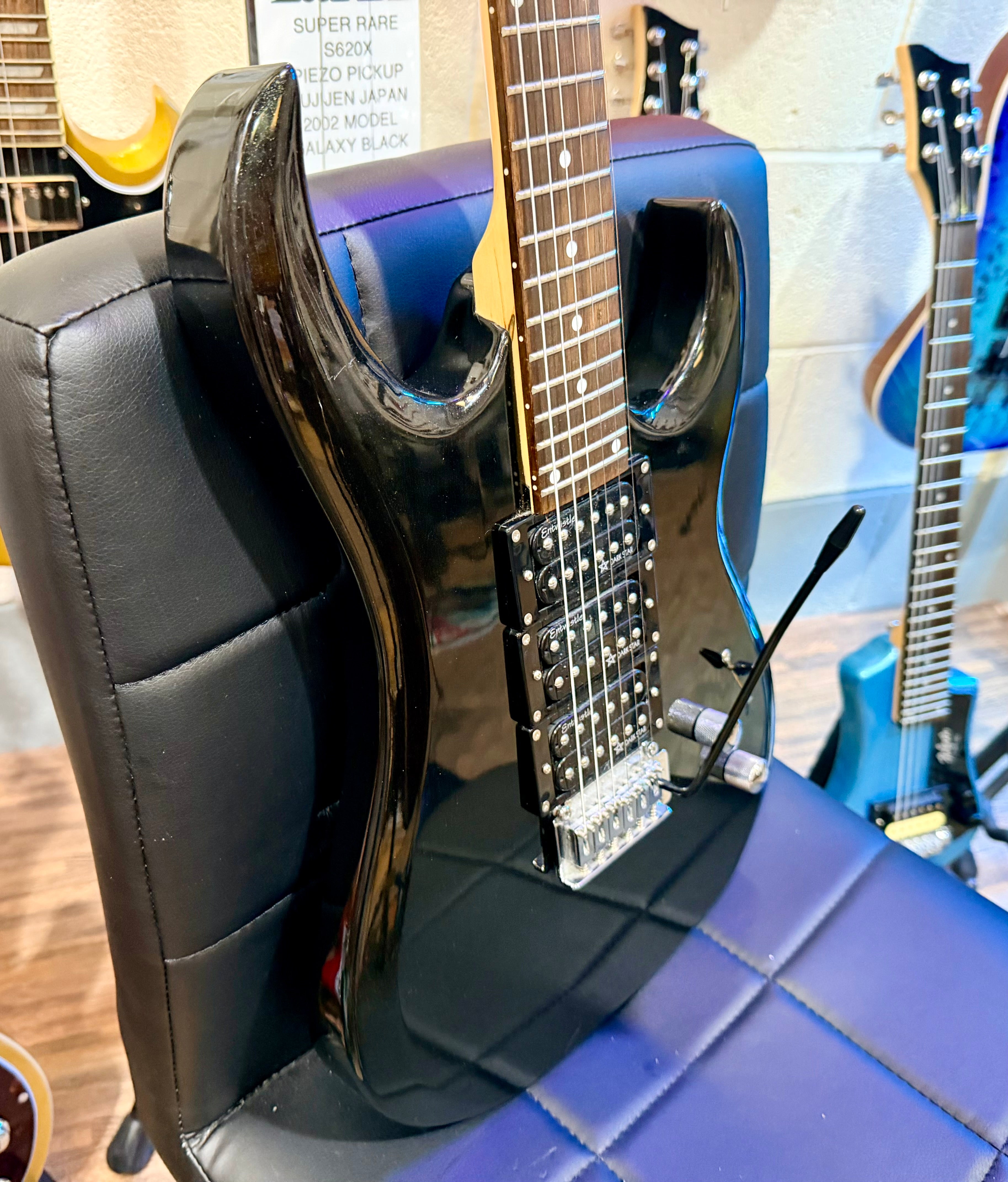 🎸RARE🎸 Tanglewood Rock 3 Electric Guitar~ HHH Pickups~ Black Sparkle~ 2000’s!