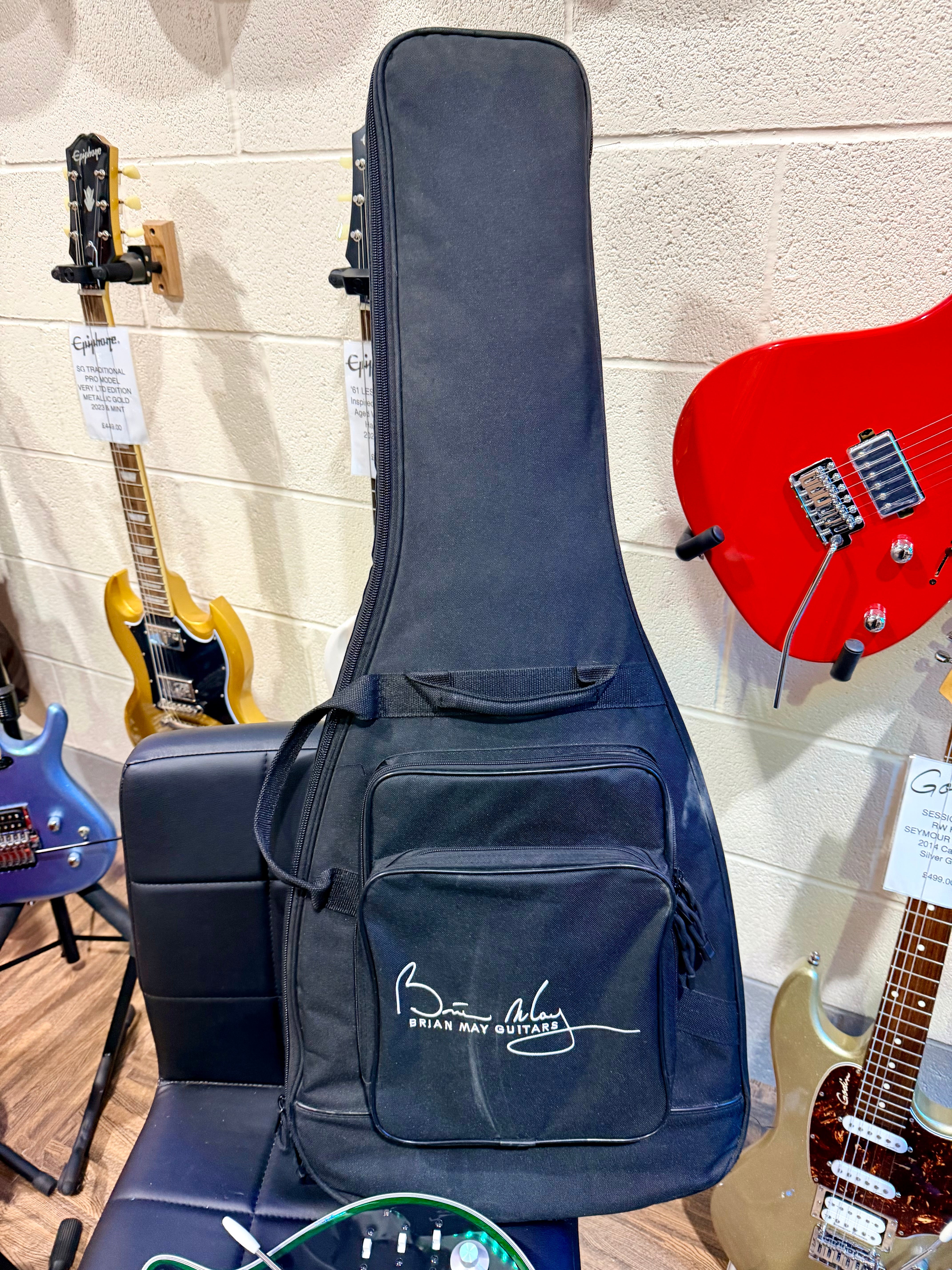 🌟LTD EDITION🌟 Brian May BMG Special Edition~ Emerald Green Model + Gig Bag!