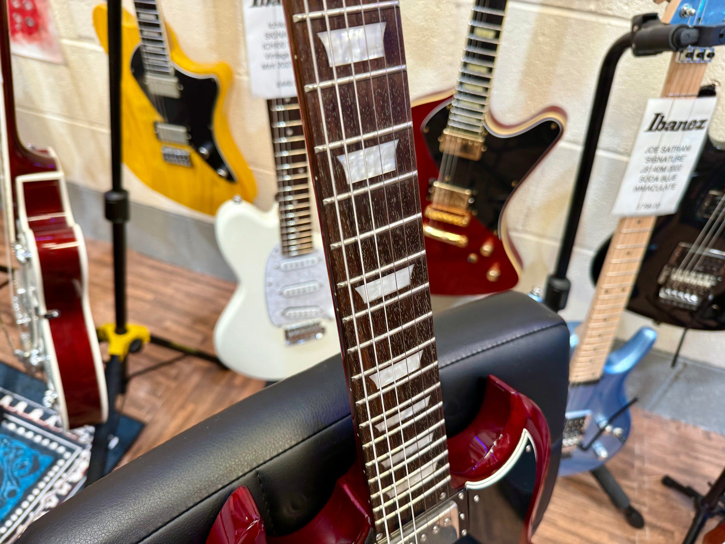 🍒2012🍒 Epiphone SG G-400 Pro~ Heritage Cherry Red + Hiscox Hard Case!