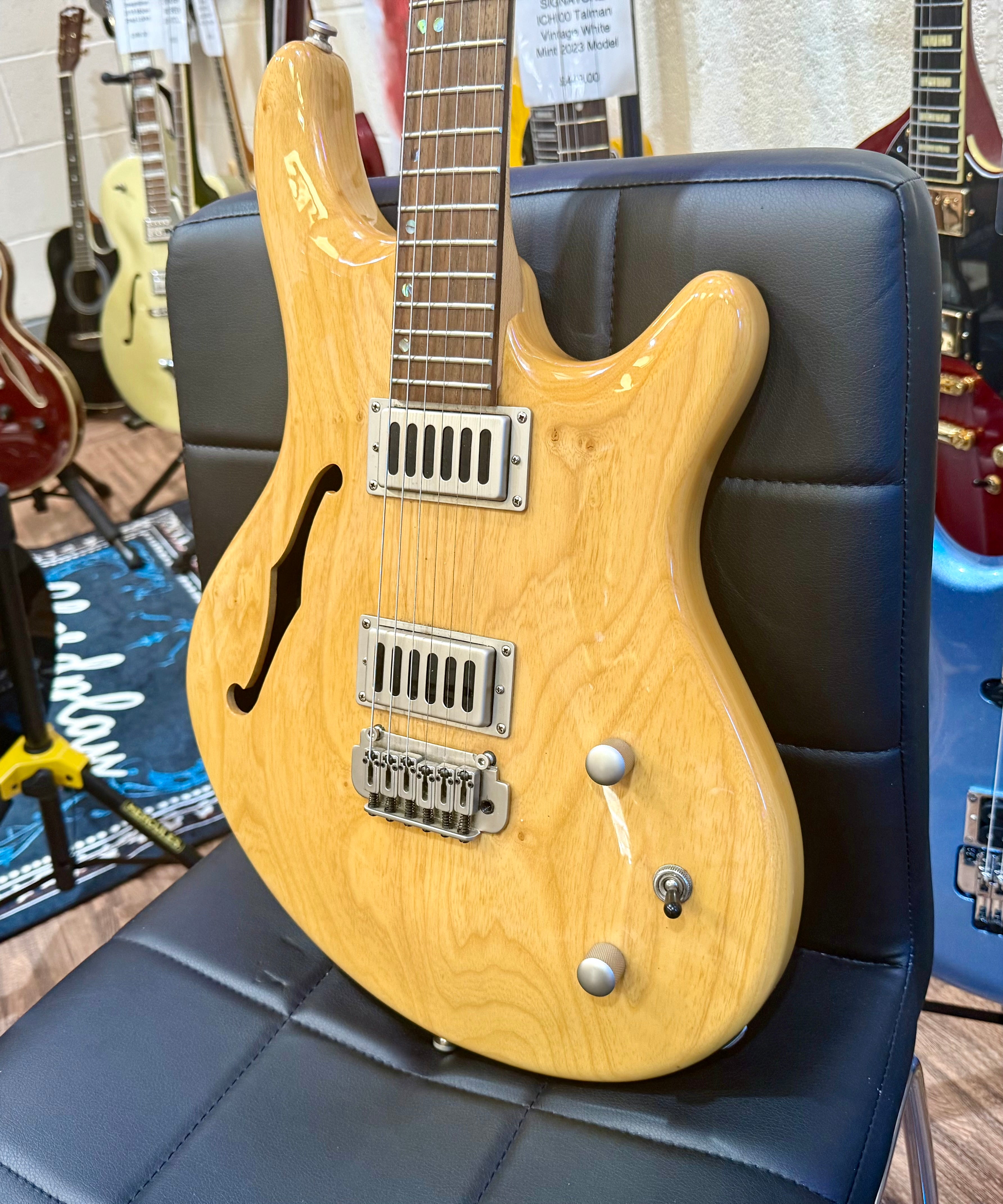 🌟KOREAN🌟 Shine SIL-410 F-Hole Electric Guitar~ Made In Korea~ Natural Gloss!