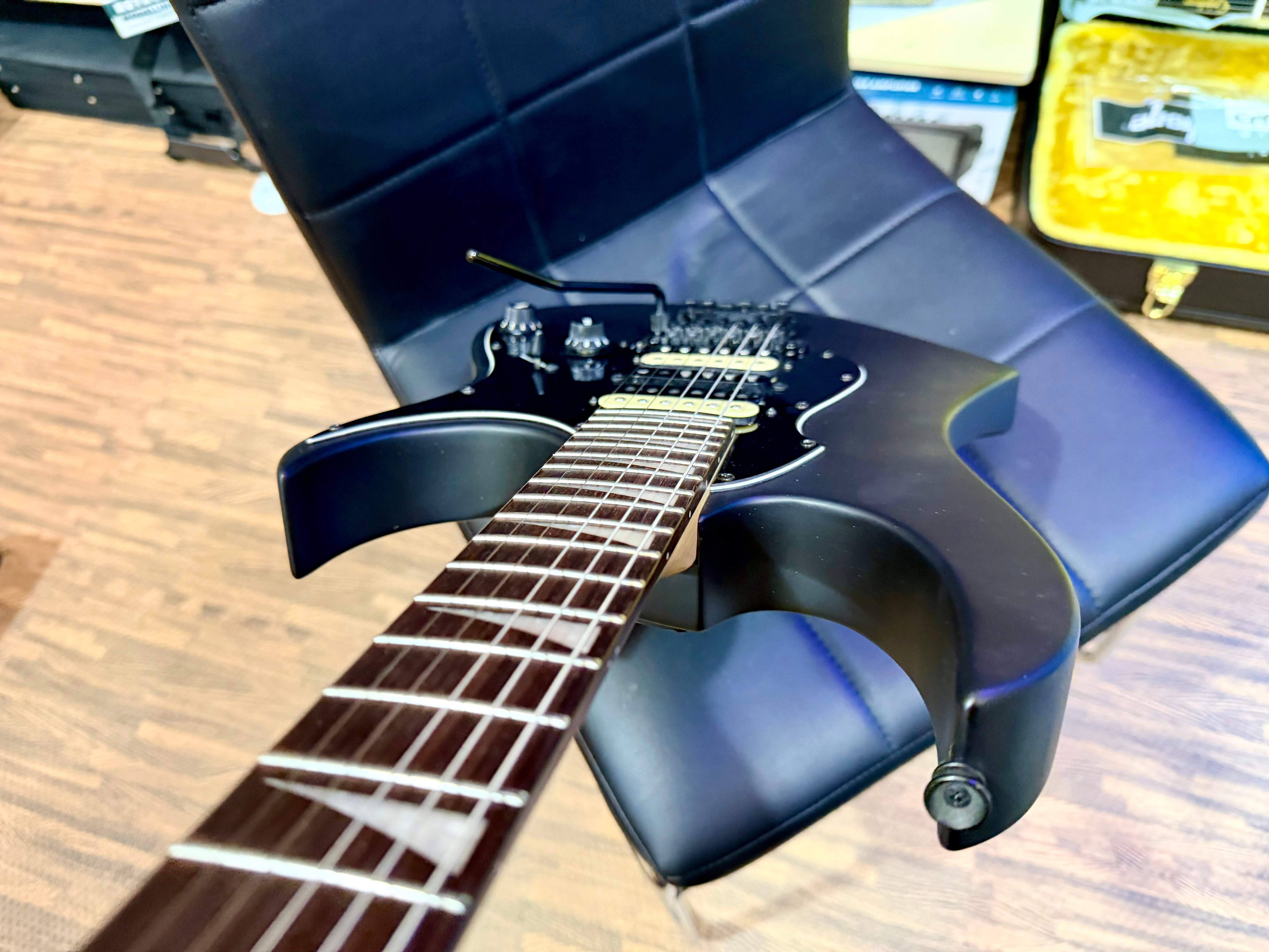 🔥B-STOCK🔥 Vintage VMX Series Raider Electric Guitar~ Satin Black Ltd Edition!