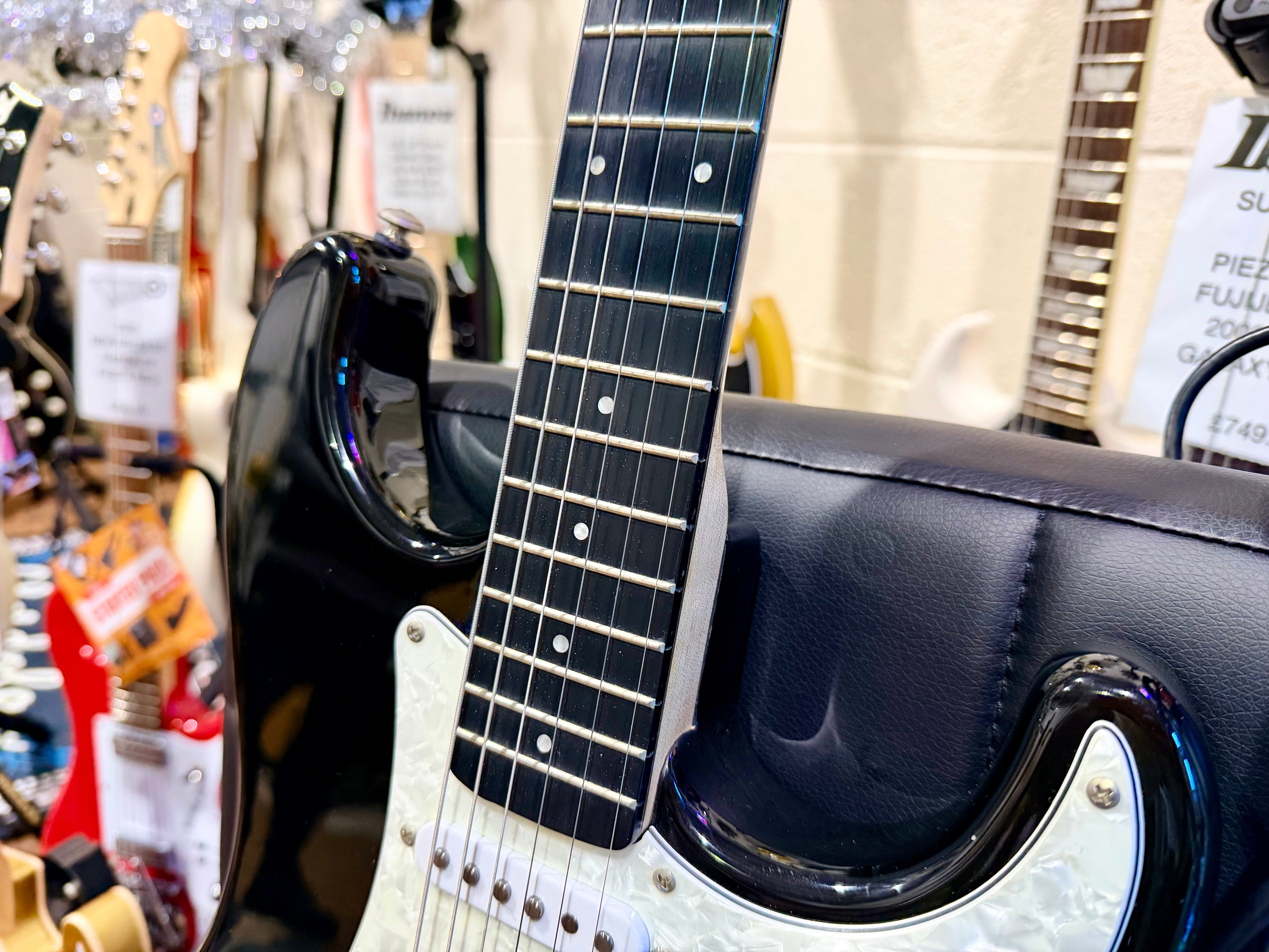 🔥LIGHTS-UP🔥 Fretlight Optek 400~ Electric Stratocaster Learning Guitar~ LOOK!