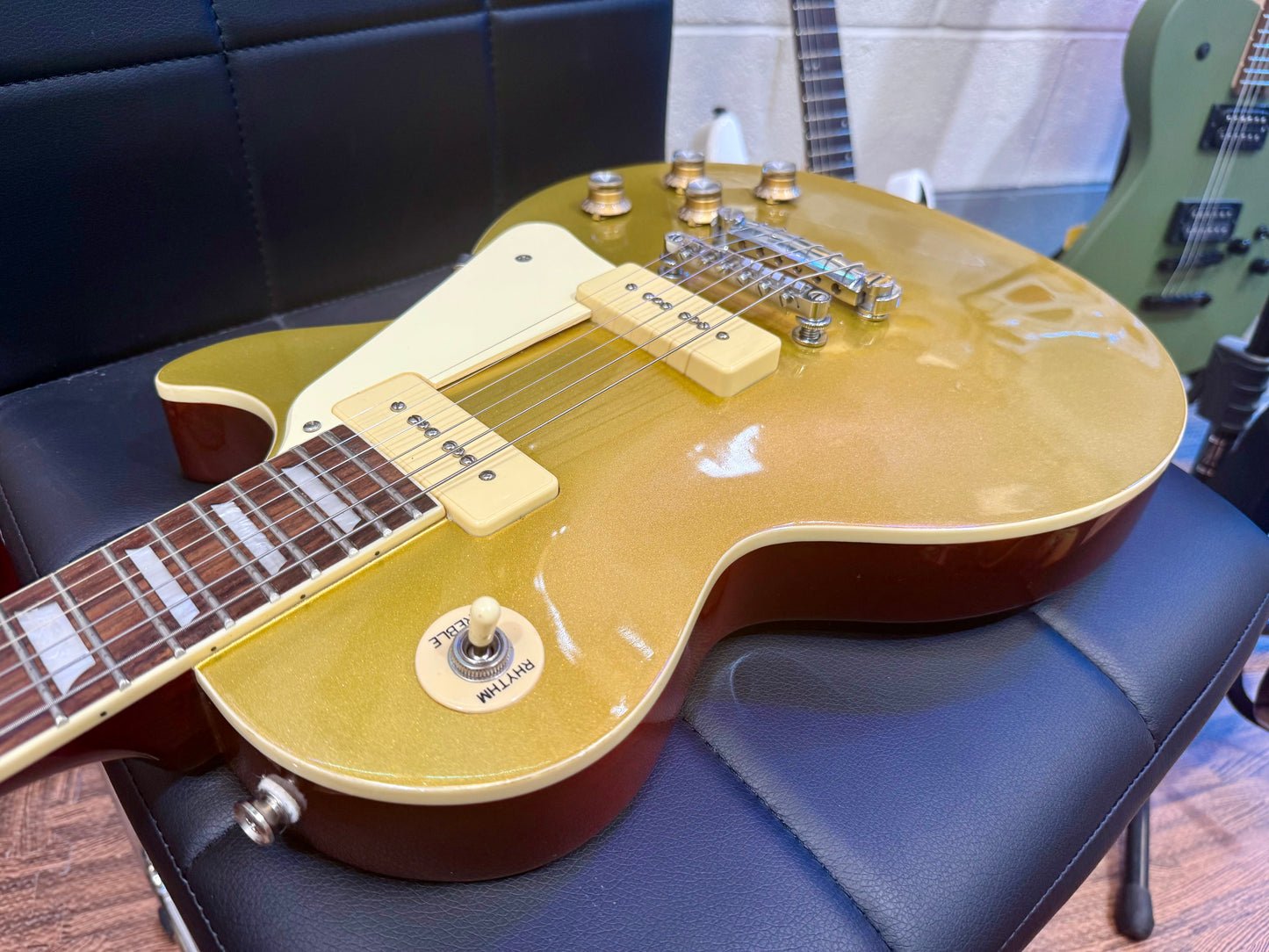π2006π Epiphone '56 Les Paul Gold Top~ P-90 Pickups~ Electric Guitar~ Lovely!