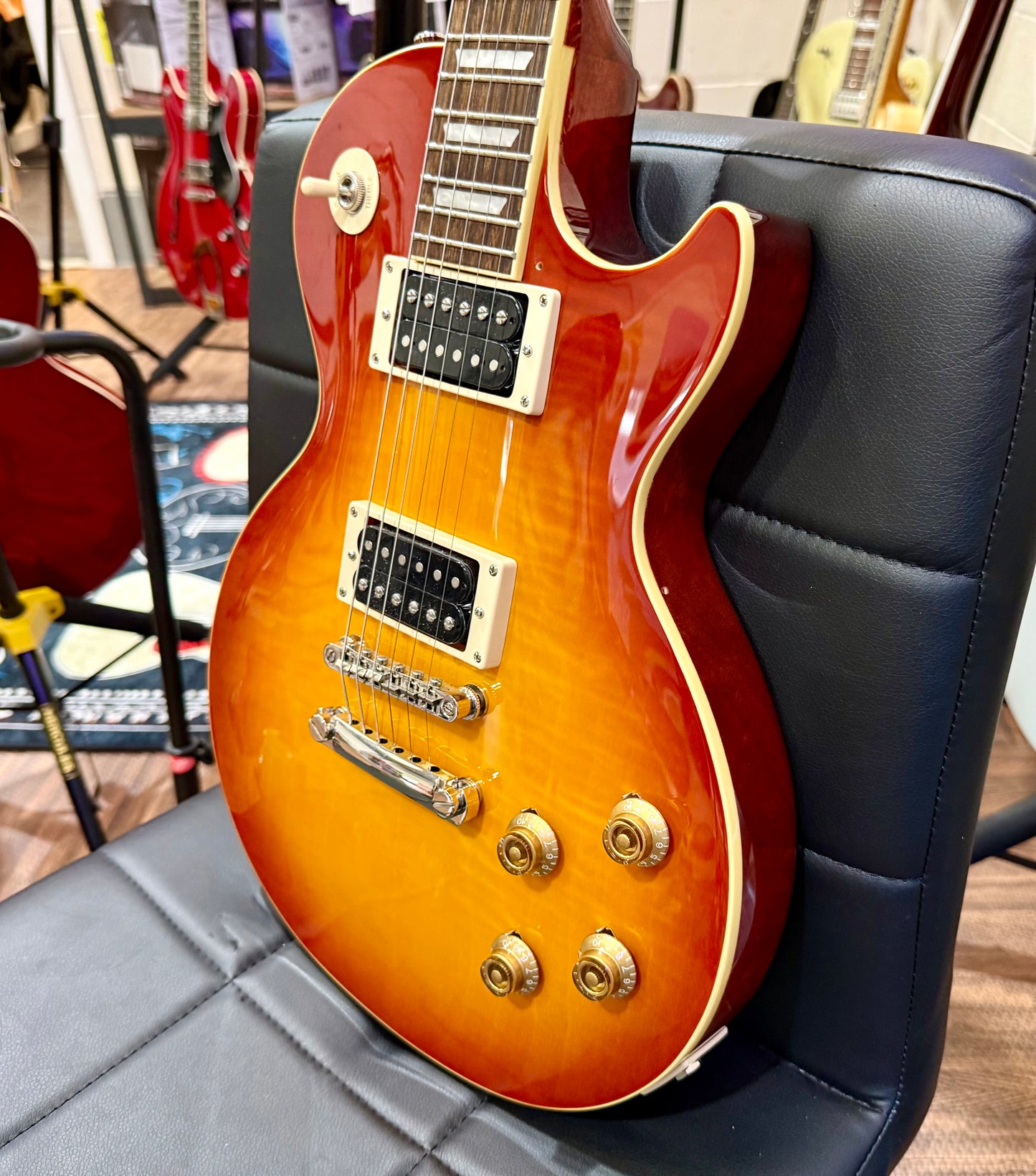 🌟MINT 2025🌟 Epiphone Les Paul Standard 50s Figured~ Washed Cherry Sunburst!