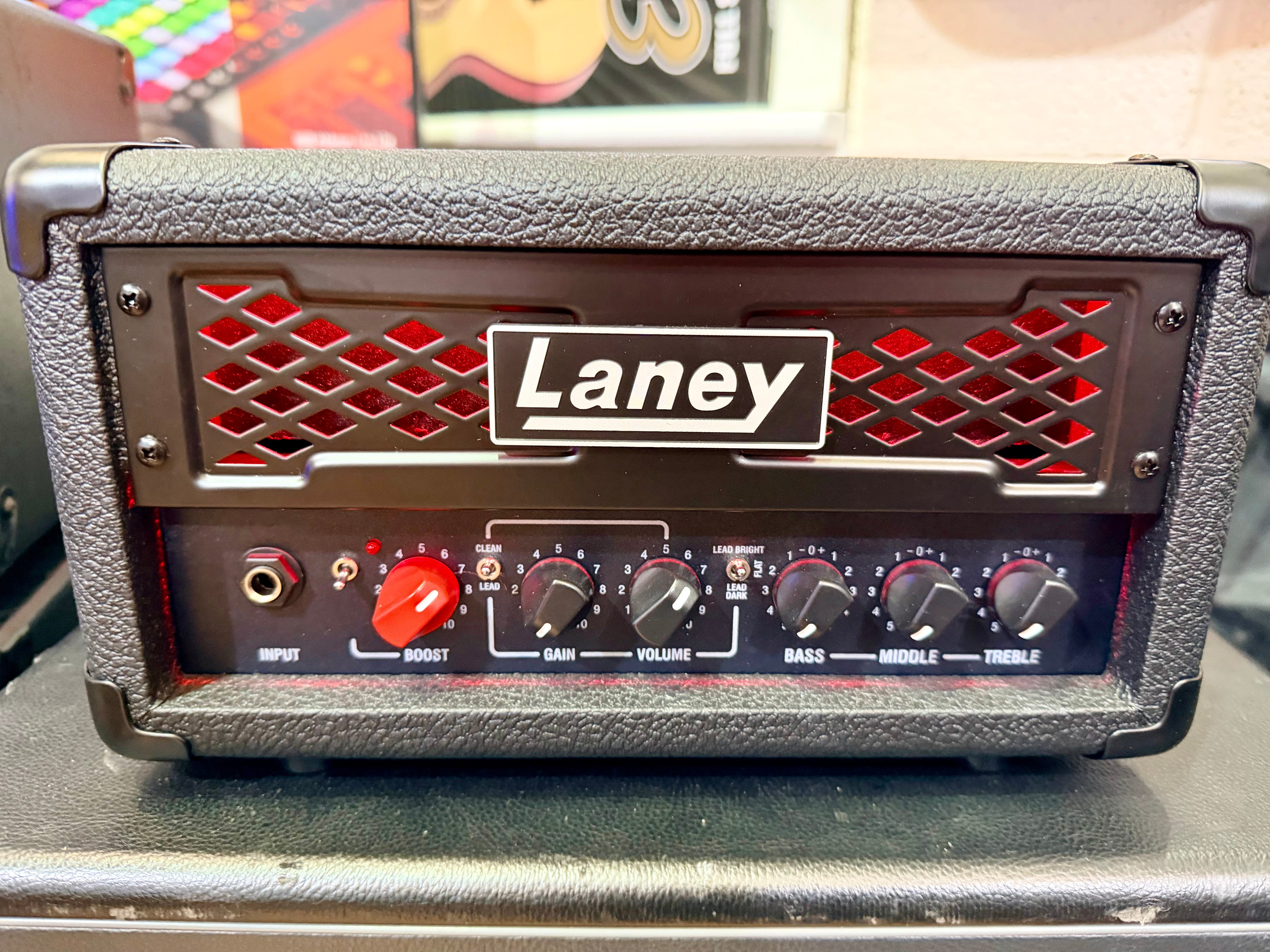 🔥DEAL🔥 Laney Ironheart Foundry Leadtop 60W Head & Laney CUB-212 2x12 Cabinet!