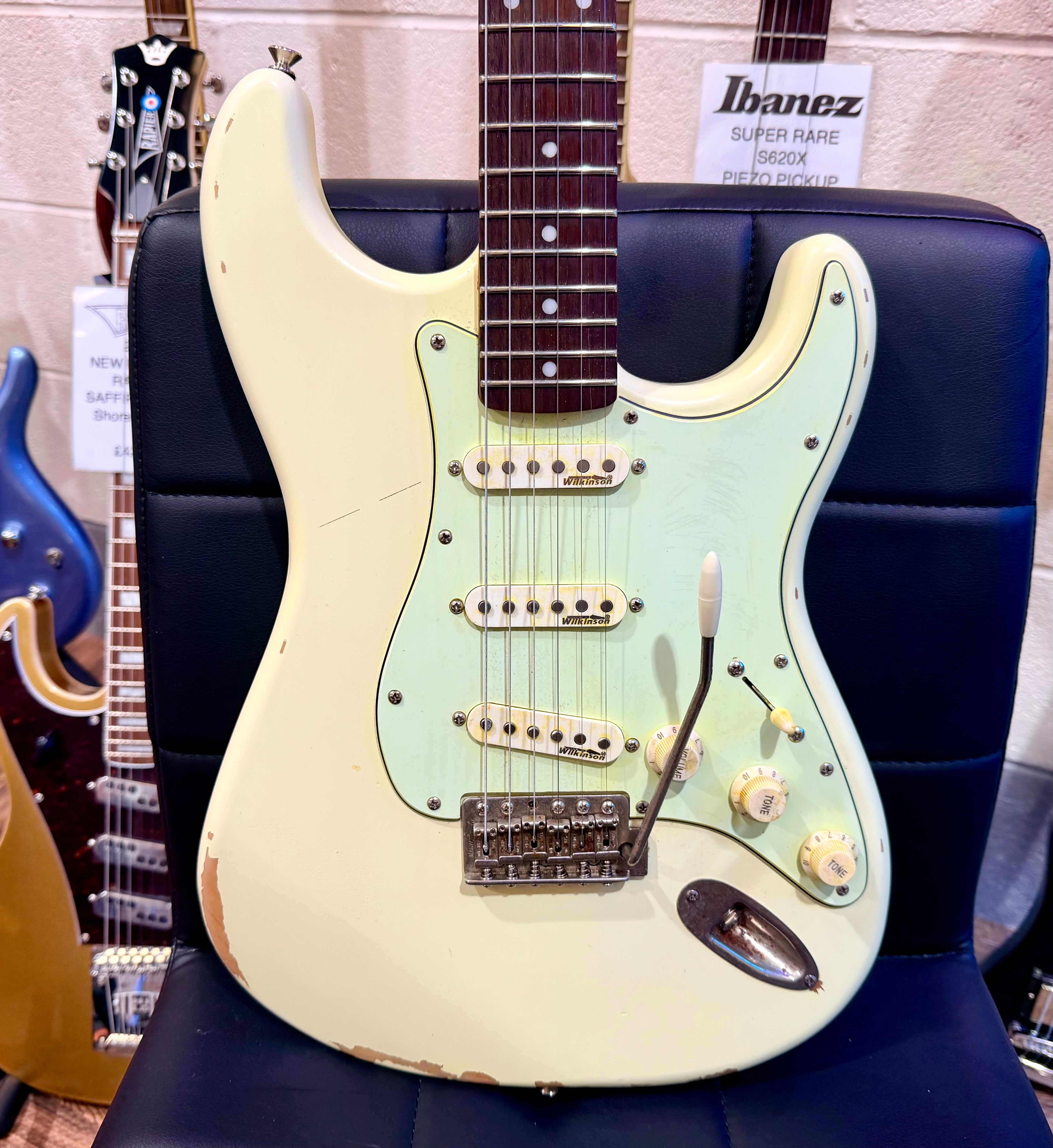 🔥2020🔥 Vintage V6 Thomas Blug Signature Guitar~ Distressed Relic~ Vintage White