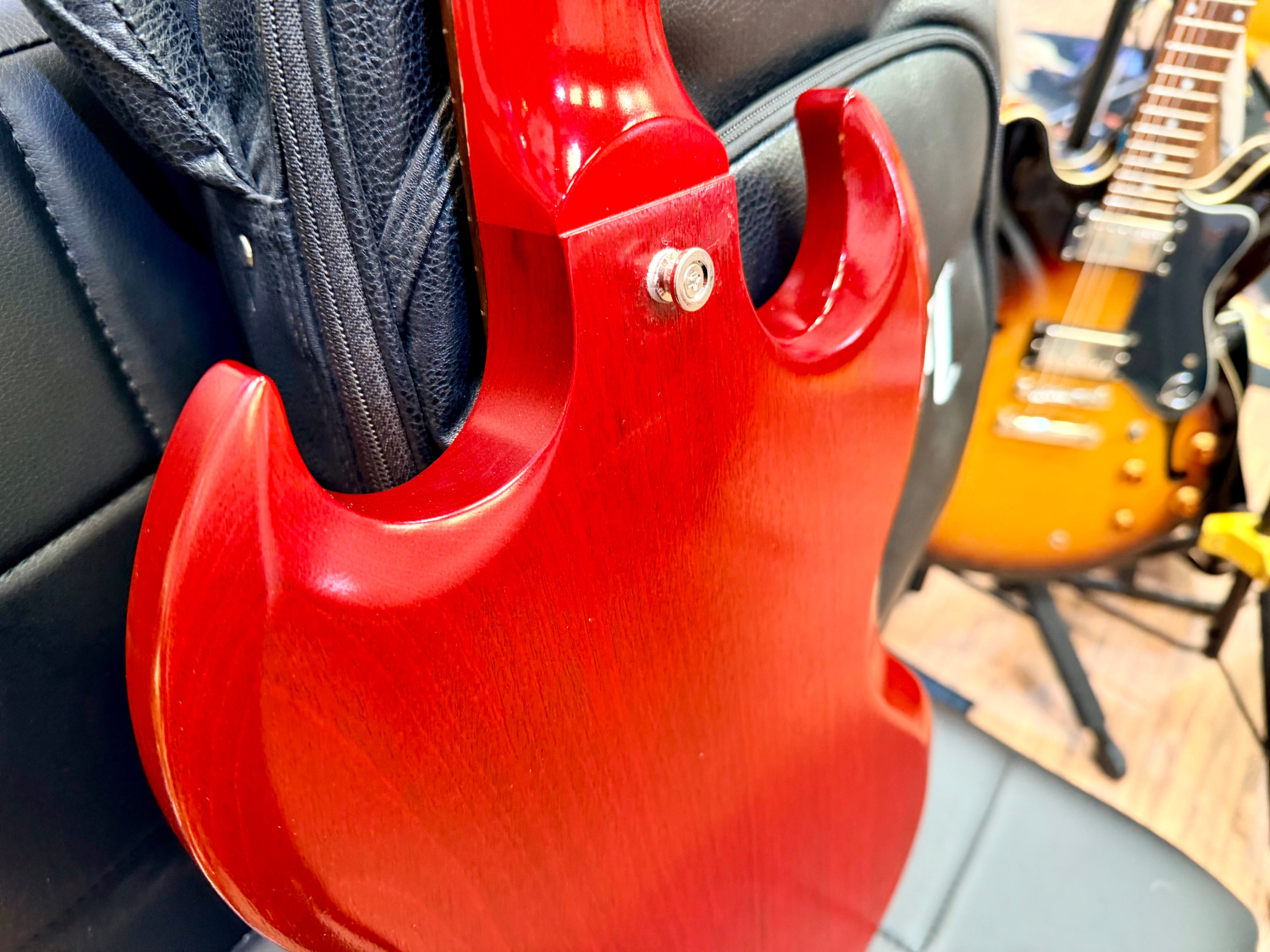 π2022π Gibson SG Tribute~ Worn Satin Cherry USA + Deluxe Gig Bag~ Cherished!