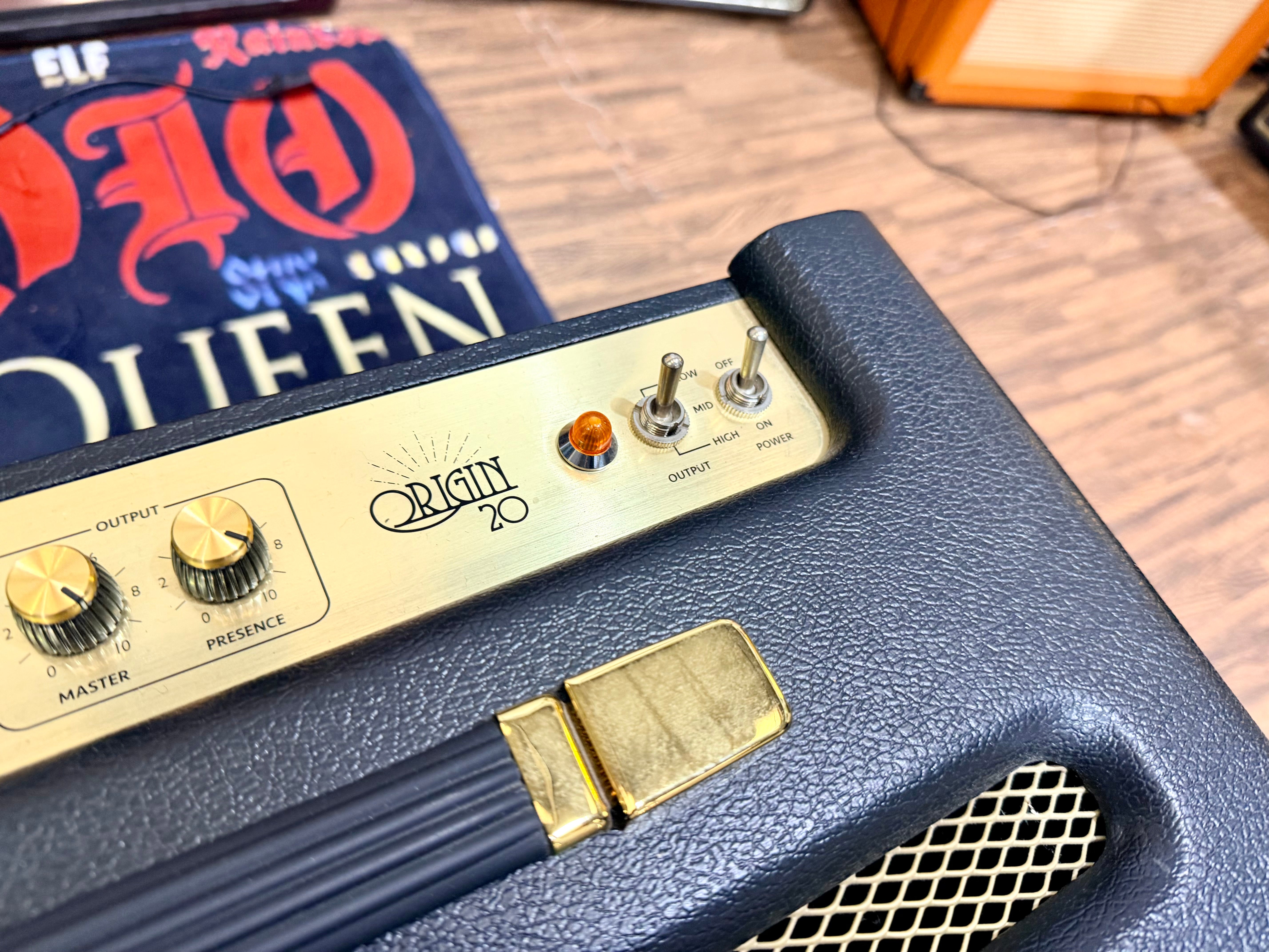 🎸MINT🎸 Marshall Origin 20 Amp ORI20C Valve Guitar Amplifier Combo