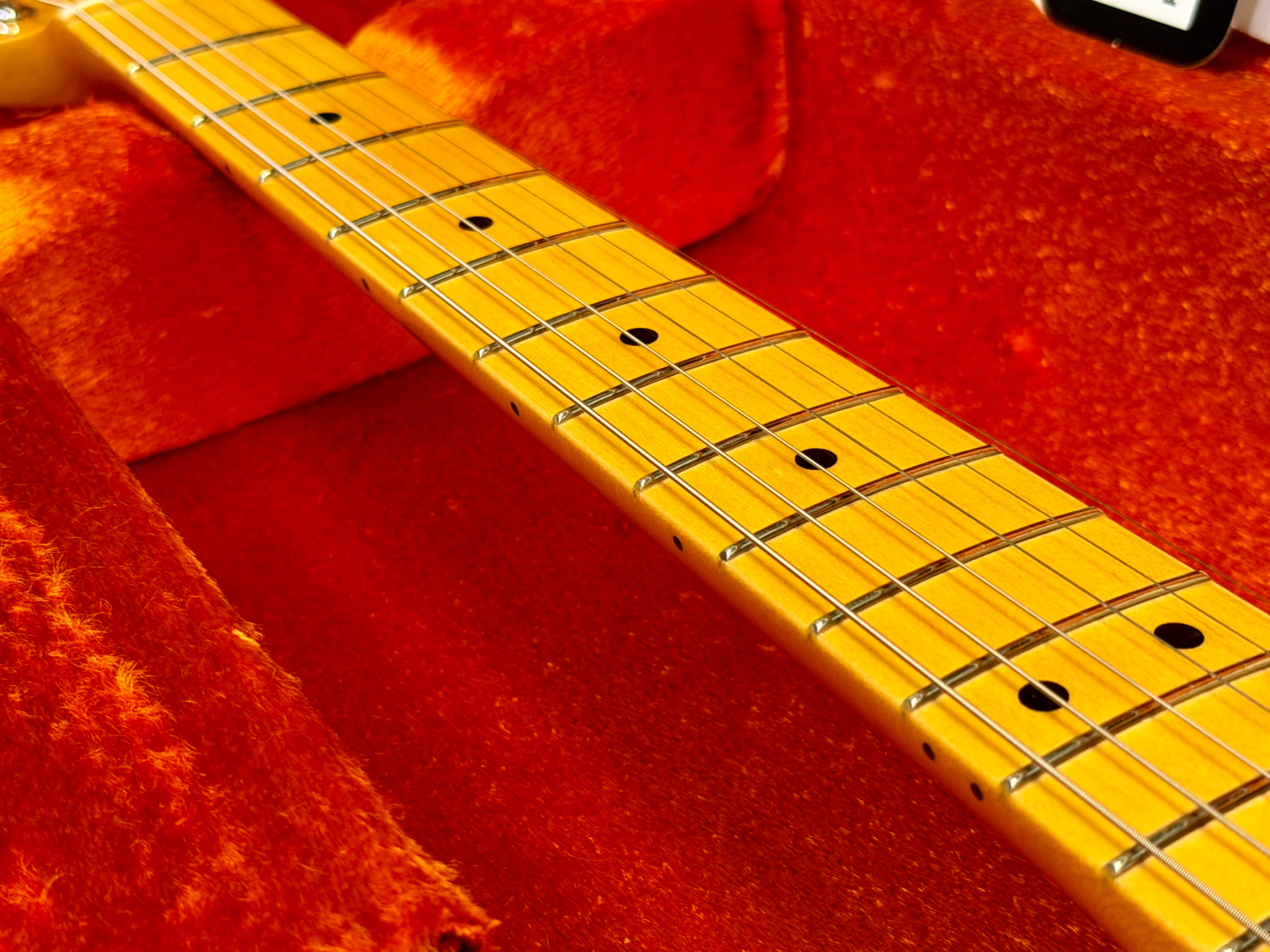 ✨2025✨ Fender American Vintage II 1972 Telecaster Thinline~ 3-Colour Sunburst!