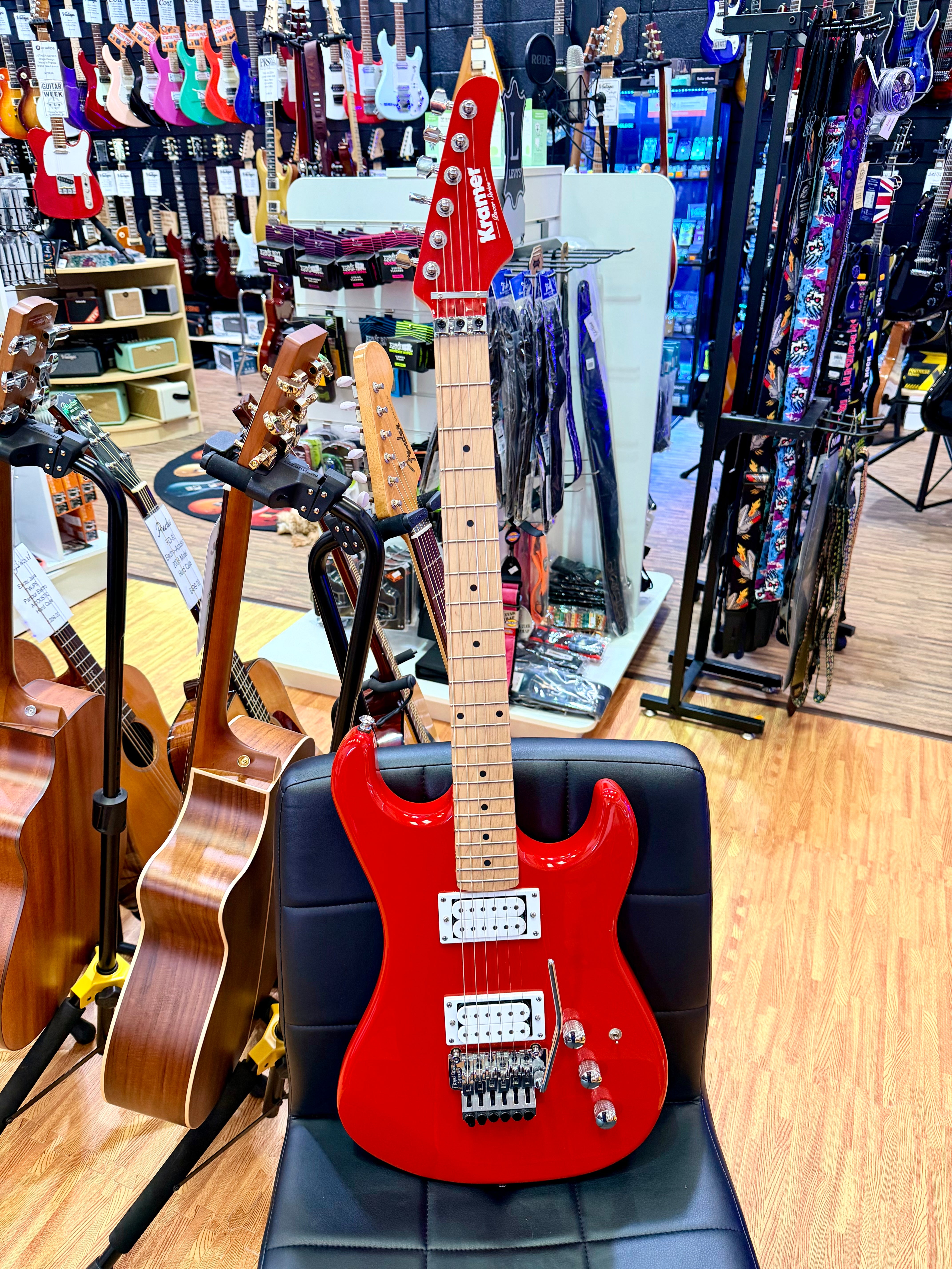🔥2021🔥 Kramer Pacer Classic FR Special~ Scarlet Red Metallic~ Floyd Rose HH!