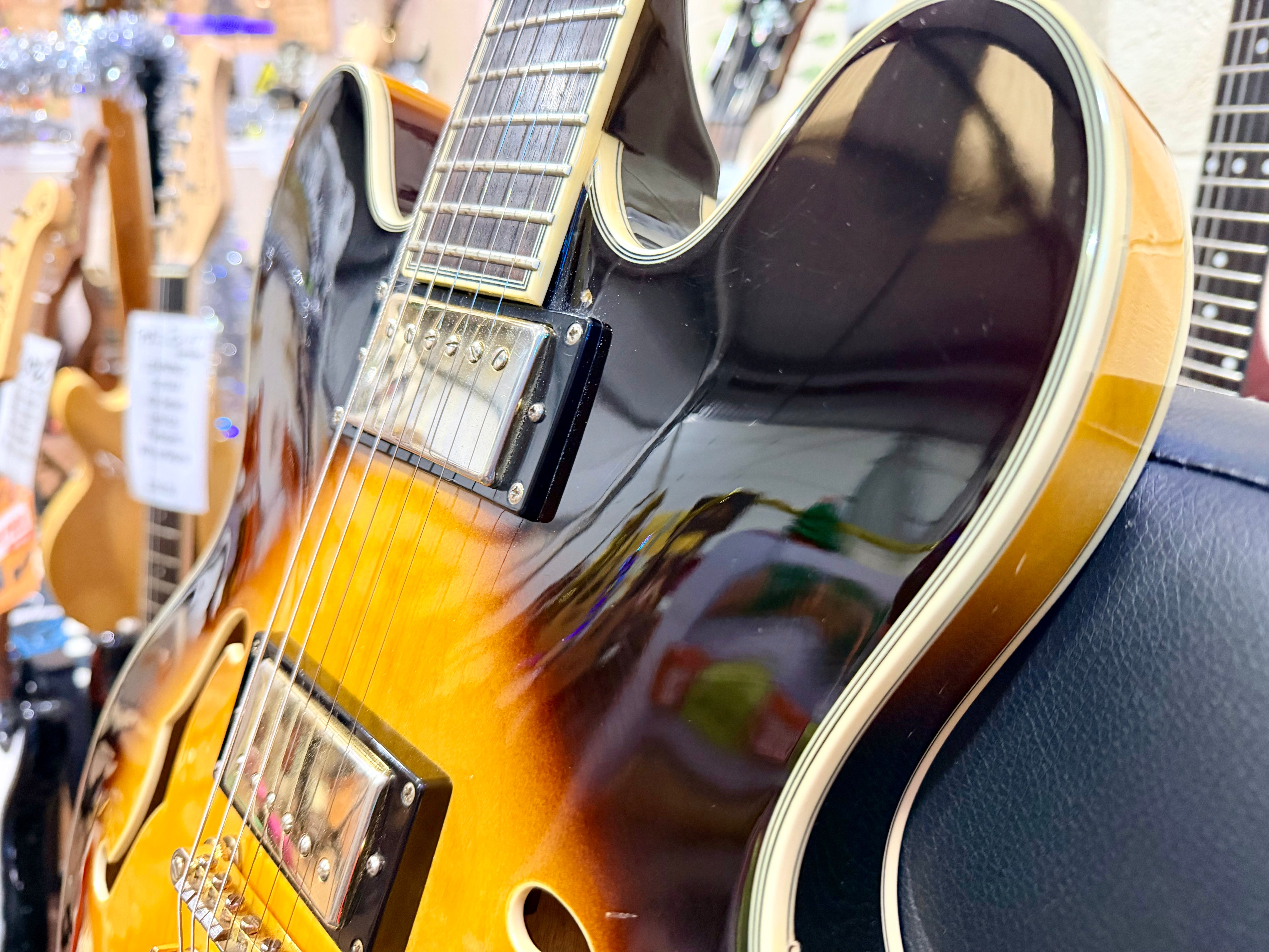 ☀️2008☀️ Epiphone Sheraton ii VS~ Vintage Sunburst~ Hollow-body~ Hard Case!