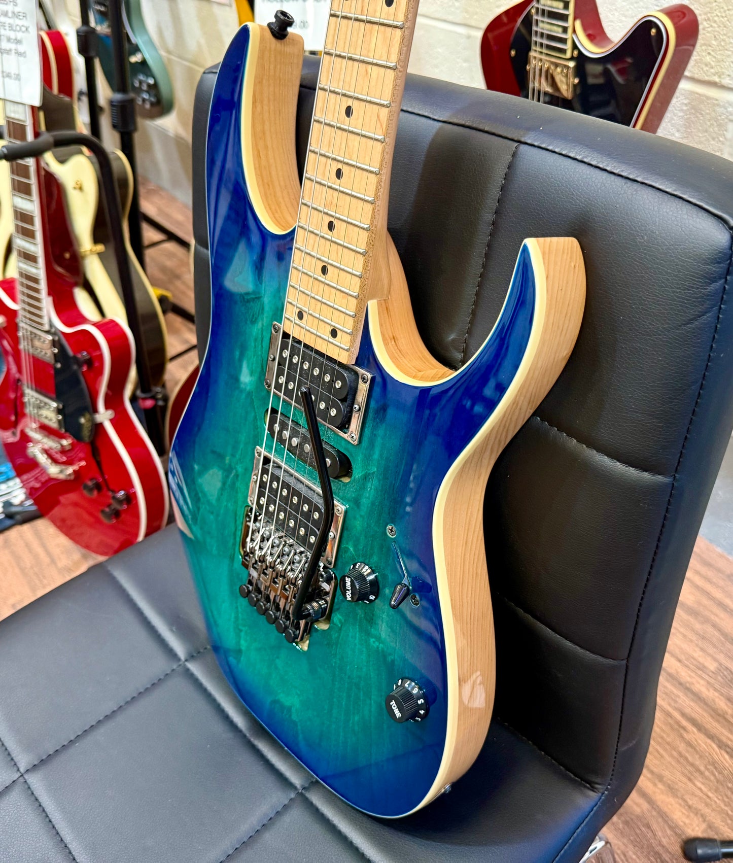 🔥2021 MINT🔥 Ibanez RG470AHMZ~ Blue Moon Burst~ Hard Case~ Zero Edge Tremolo!