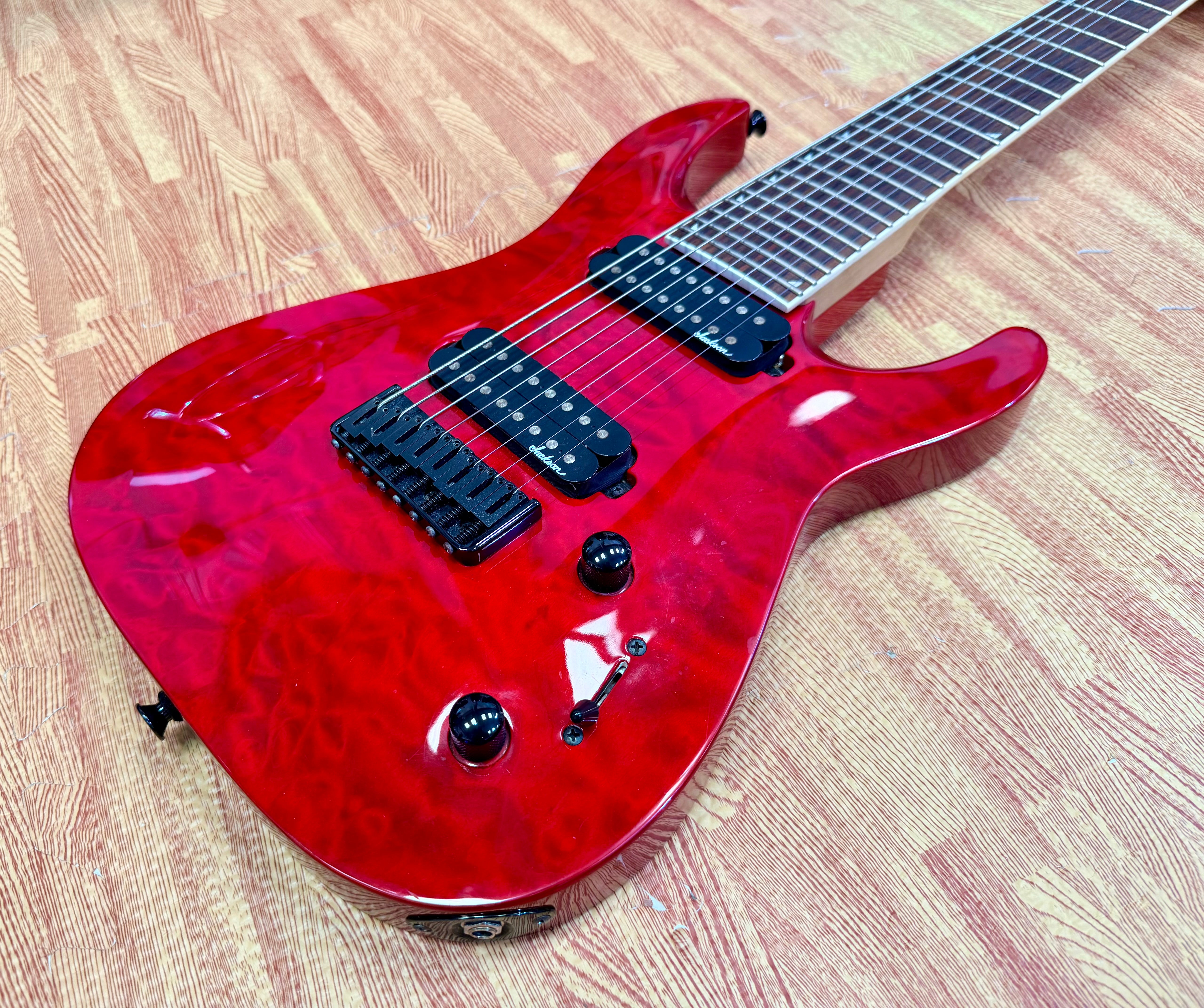 🔥 8- String 🔥 Jackson JS32-8Q Dinky Electric Guitar~ Transparent Red~ Quilted!