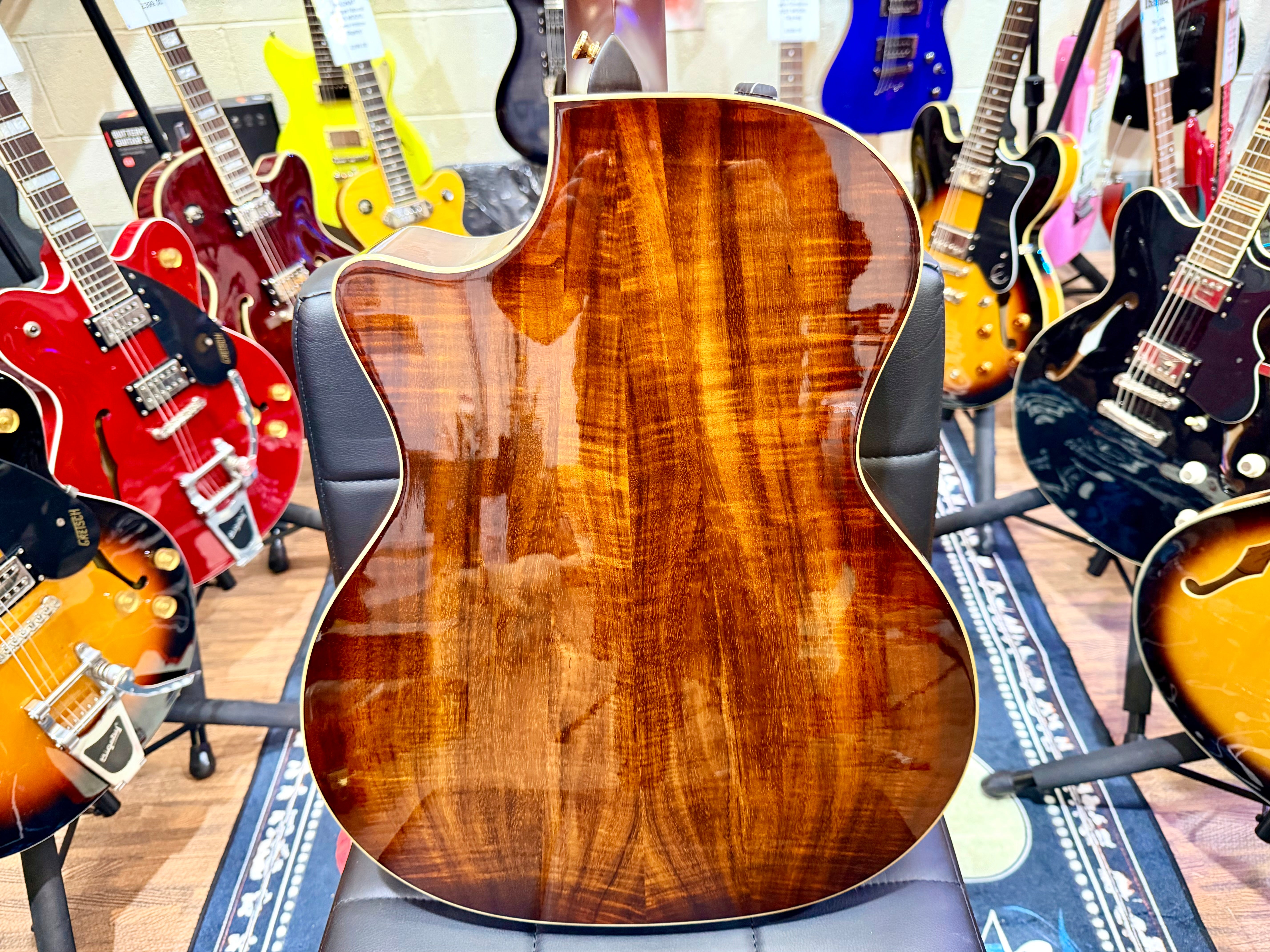 🔥HAWAIIAN KOA🔥 2022 Taylor K24ce~ V-Class~ Shaded Edgeburst~ USA + Hard Case!