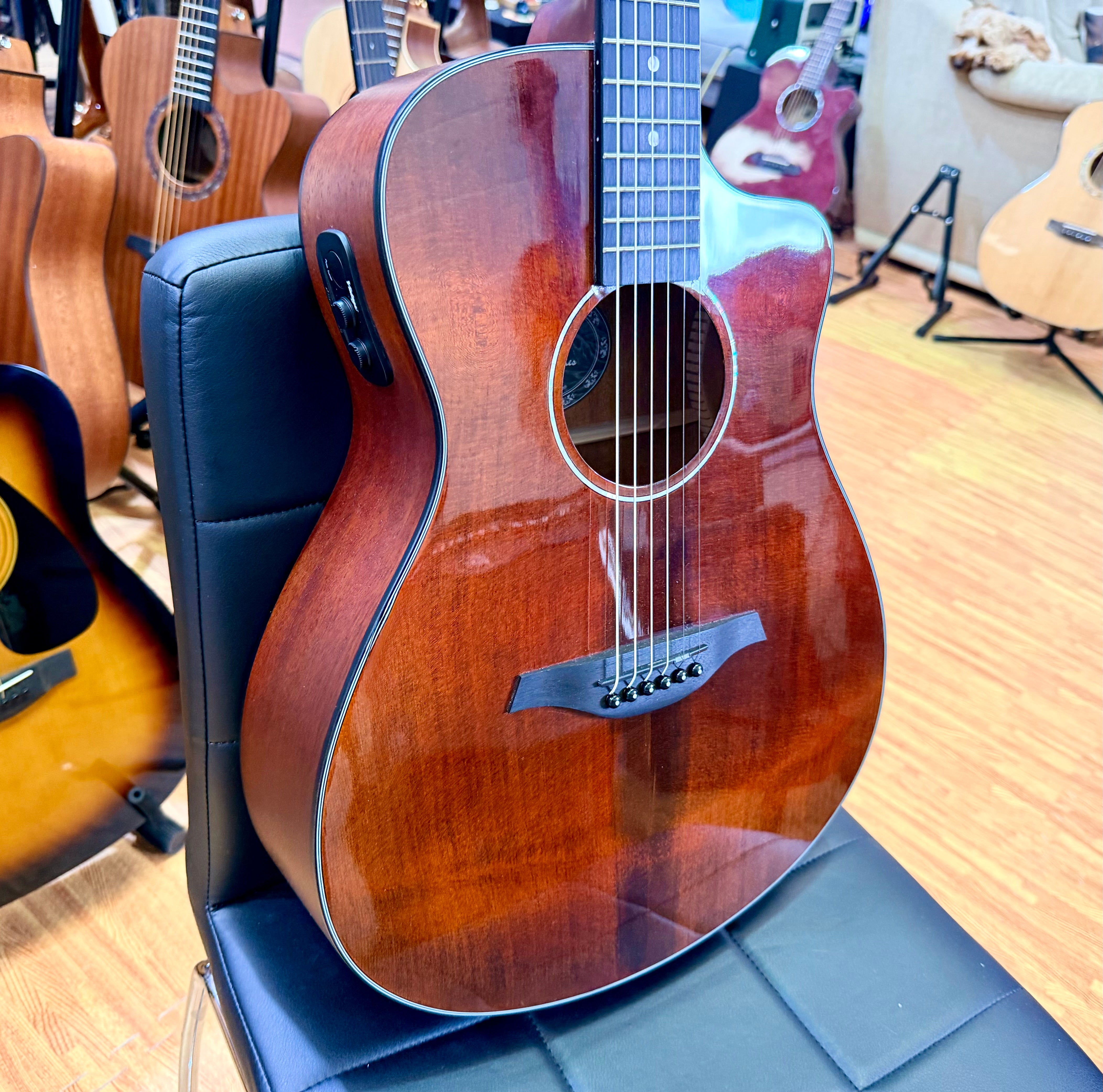 ✨NEW✨ Vintage Pacific Coast Series VEC300CR Electro-Acoustic Guitar~ Claret Red