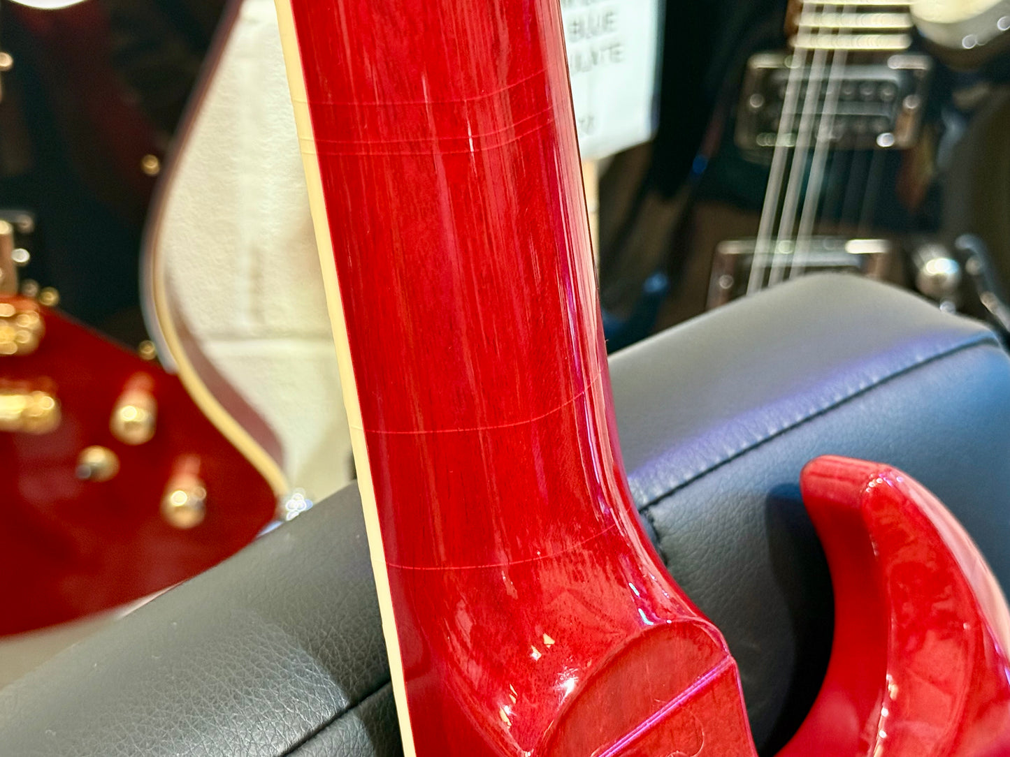 š„2024 USAš„ Gibson SG Standard~ Heritage Cherry~ Hard Case & Candy!