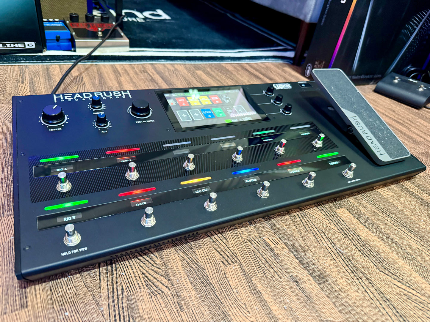 🎸 HeadRush Pedalboard Guitar Amp Modeller & Multi Effects/FX Processor Pedal 🎸