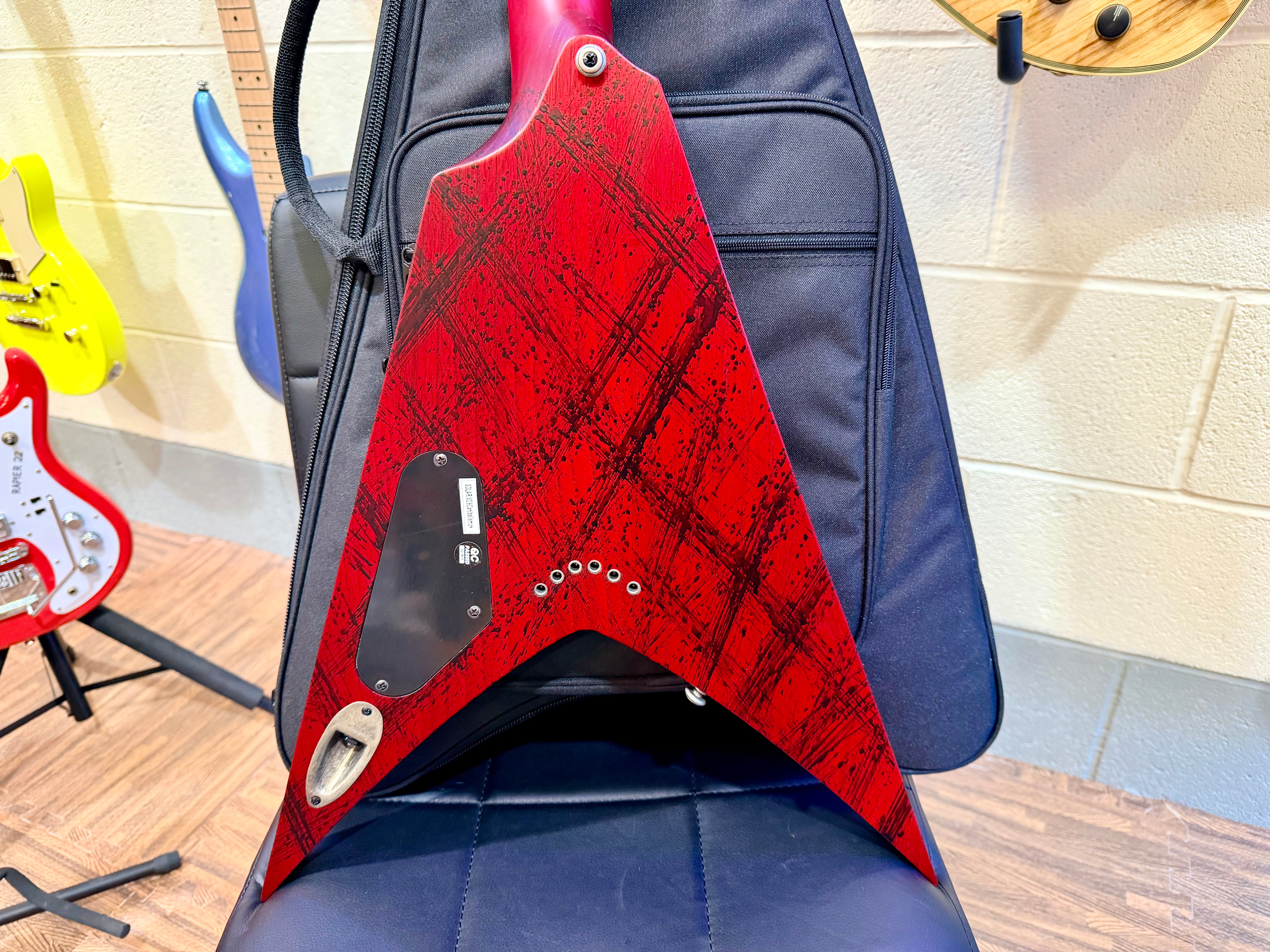 🔥2025🔥 Solar V2.6 Cannibalismo + Plus Flying V~ Blood Red~ Gig Bag~ MINT!