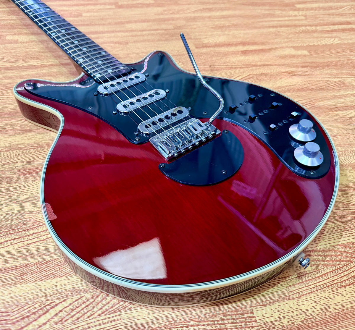 ⚡️2003⚡️ Burns London Brian May Signature Red Special~ Cherry Red Korean Made!