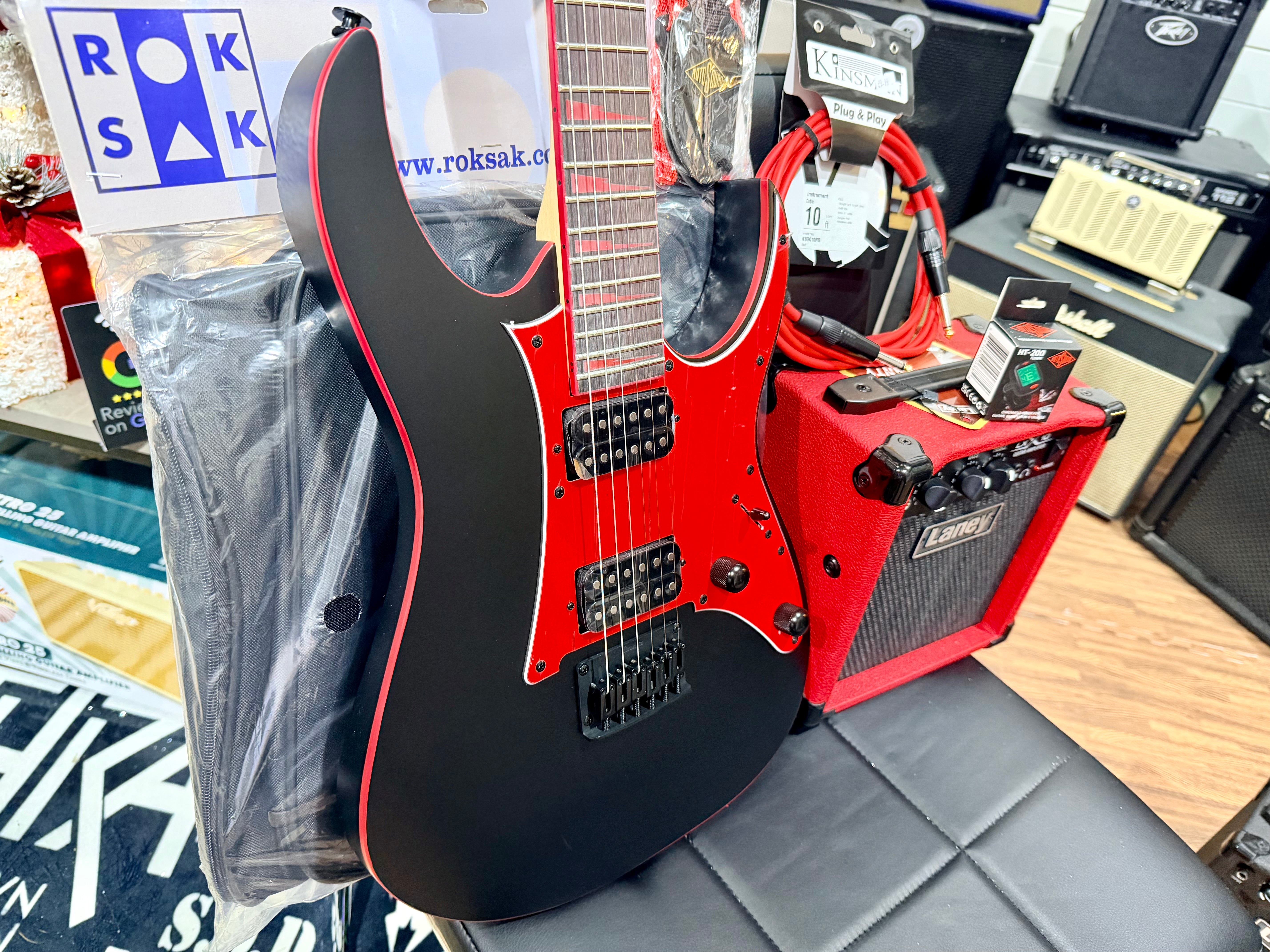 ๐ ELECTRIC GUITAR STARTER PACK ๐ Ibanez Gio GRG131DX~Black/Red~ Laney Amp, Bag ,Tuner
