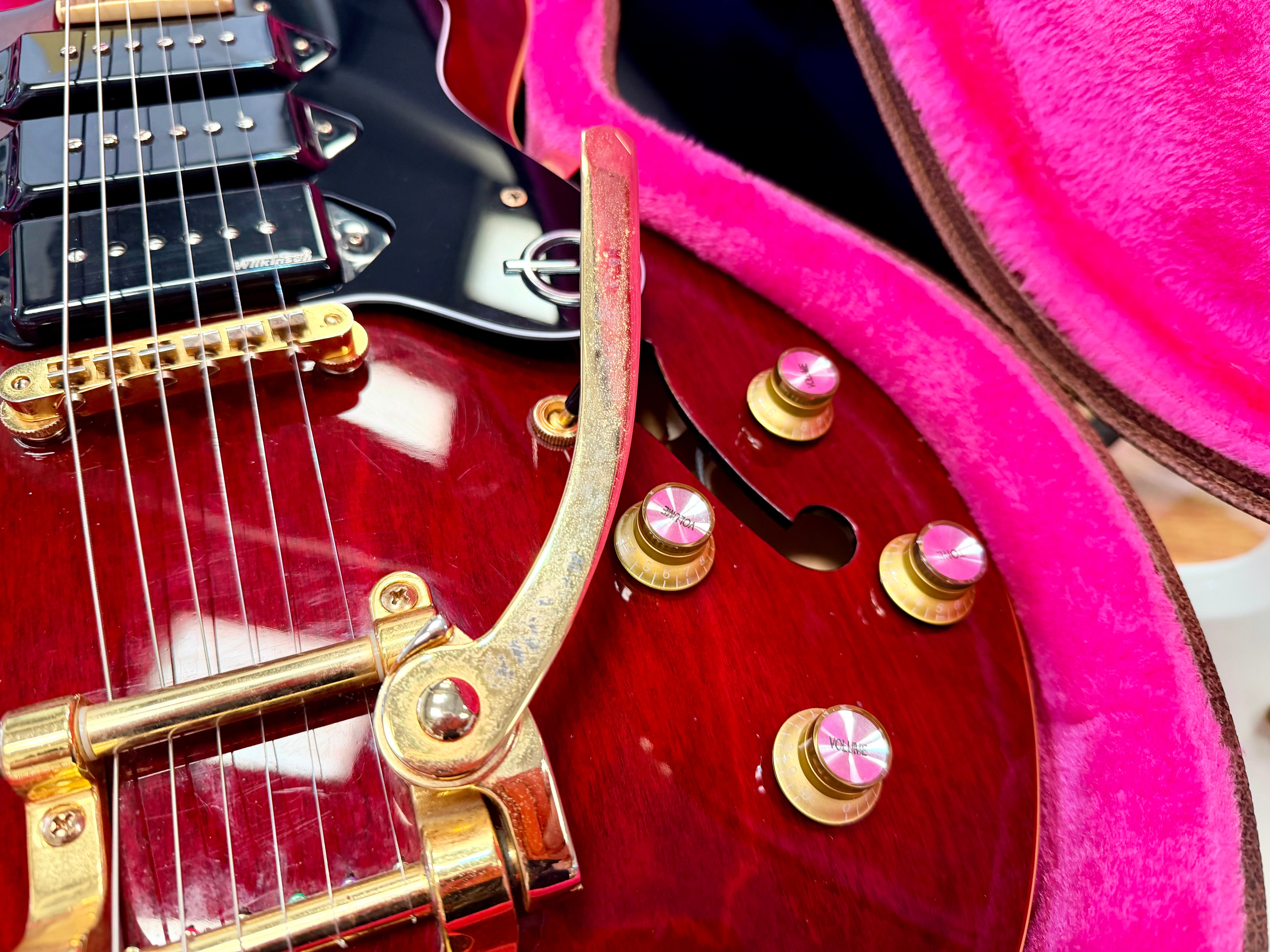 ✨2018✨ Epiphone Riviera Custom P93 Wine Red Bigsby P90 + New Gator Hard Case!
