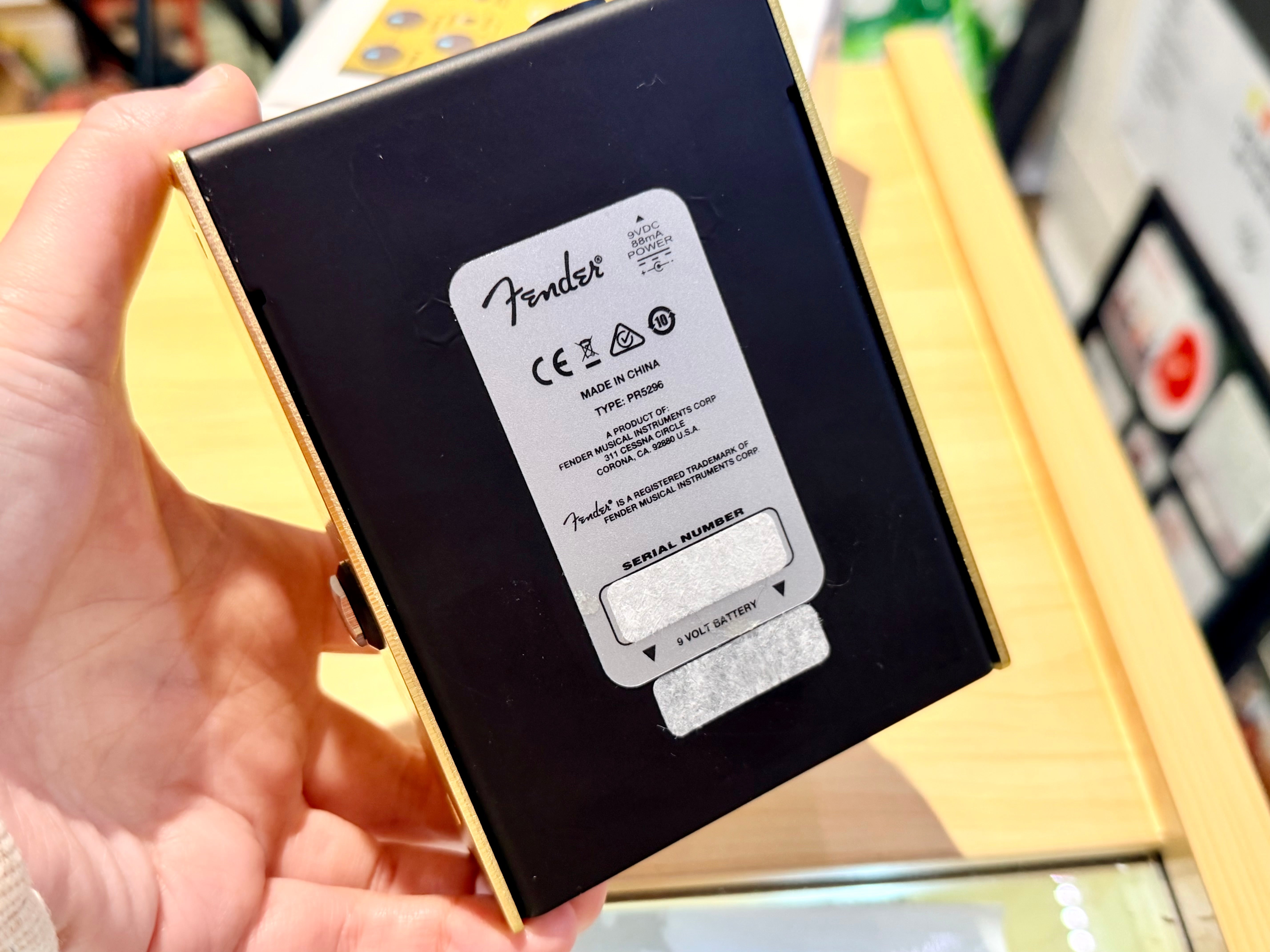 🎸 Fender Pugilist Distortion Guitar Effects Pedal 🎸