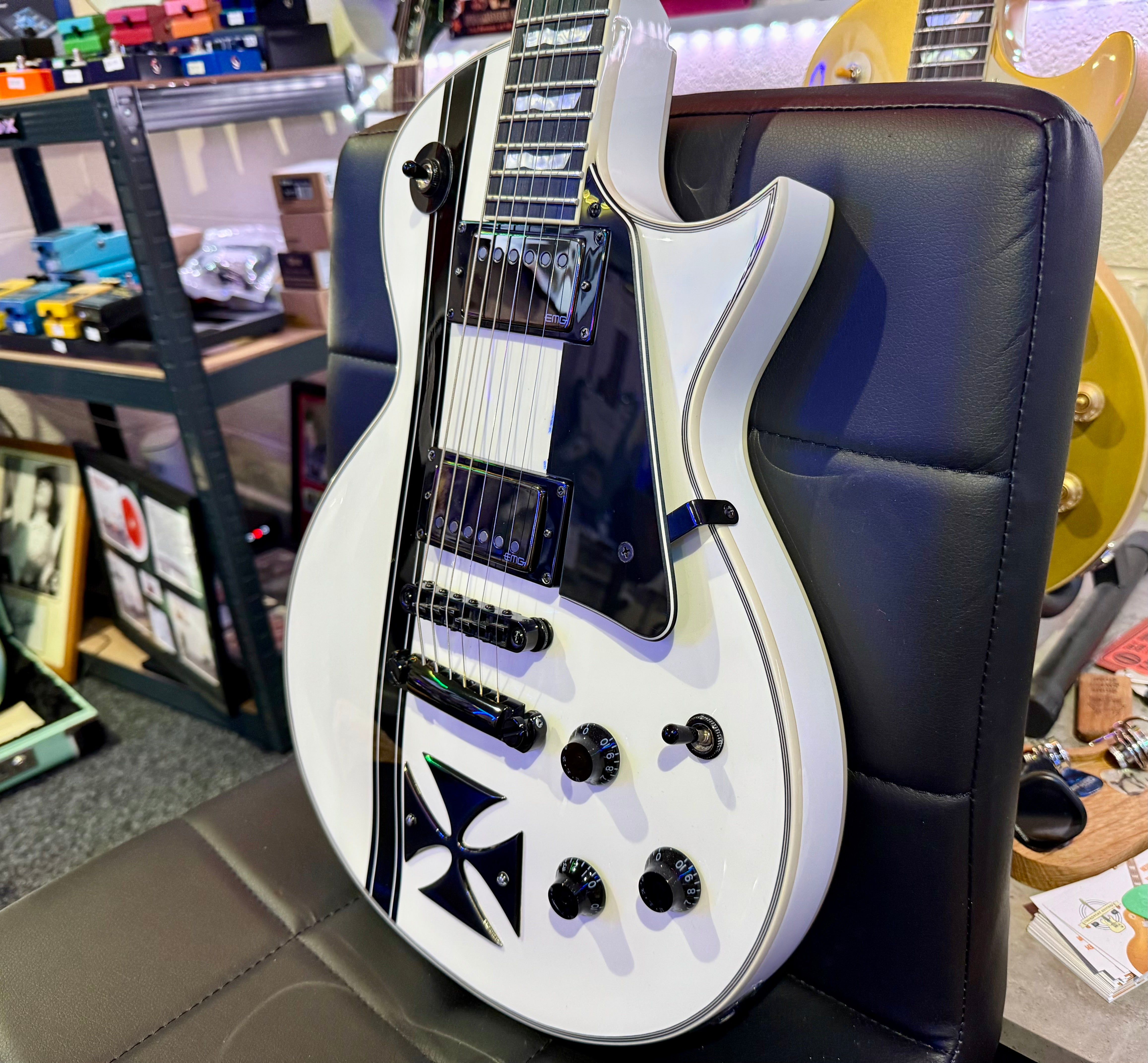 🔥MINT🔥 ESP LTD James Hetfield Iron Cross Signature~ Metallica~ Snow White~2018