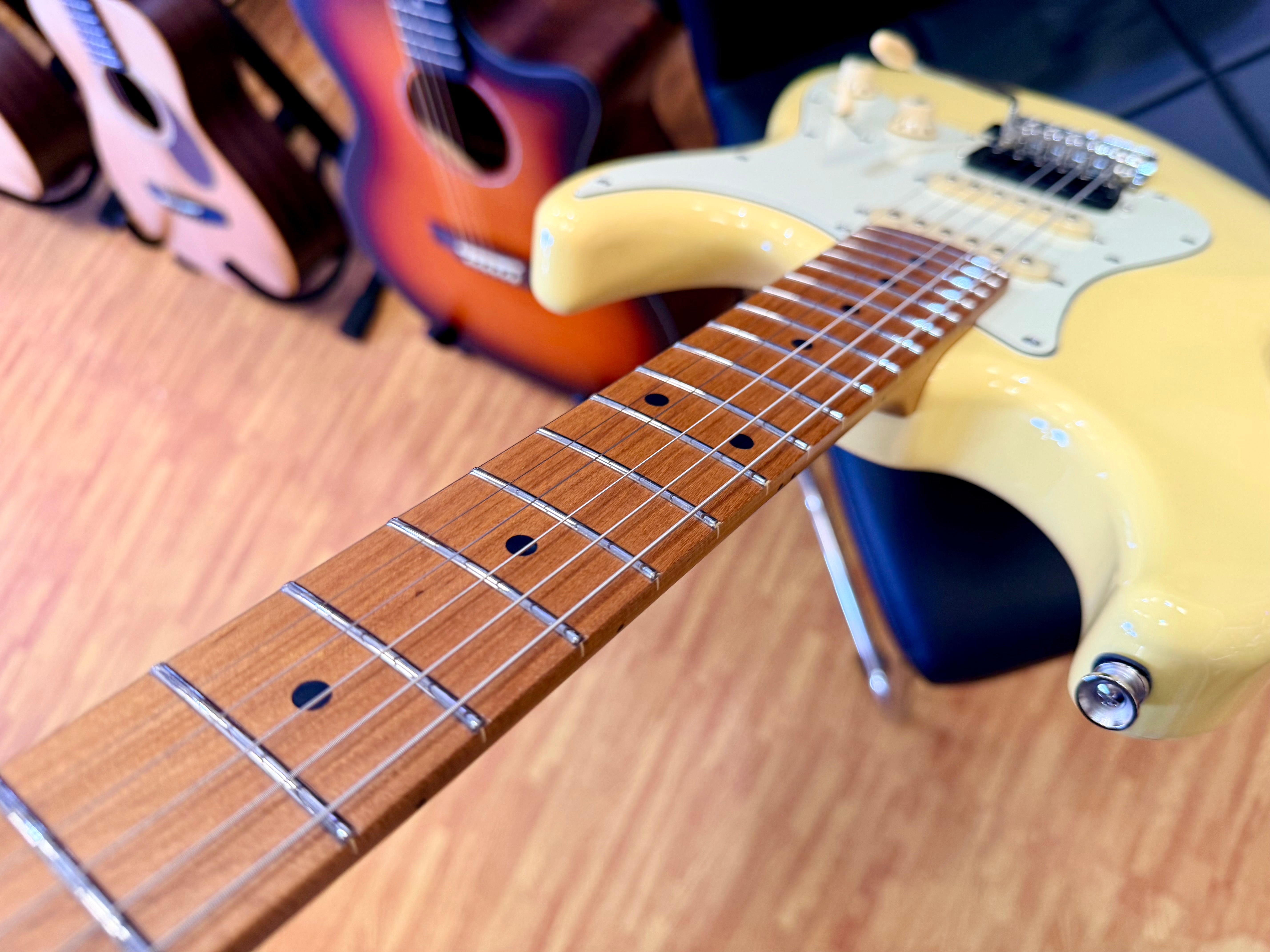 ⚡️NEW⚡️ JET JS-400 HSS Electric Guitar~ Vintage Yellow~ Strat~ 2026 Butterscotch