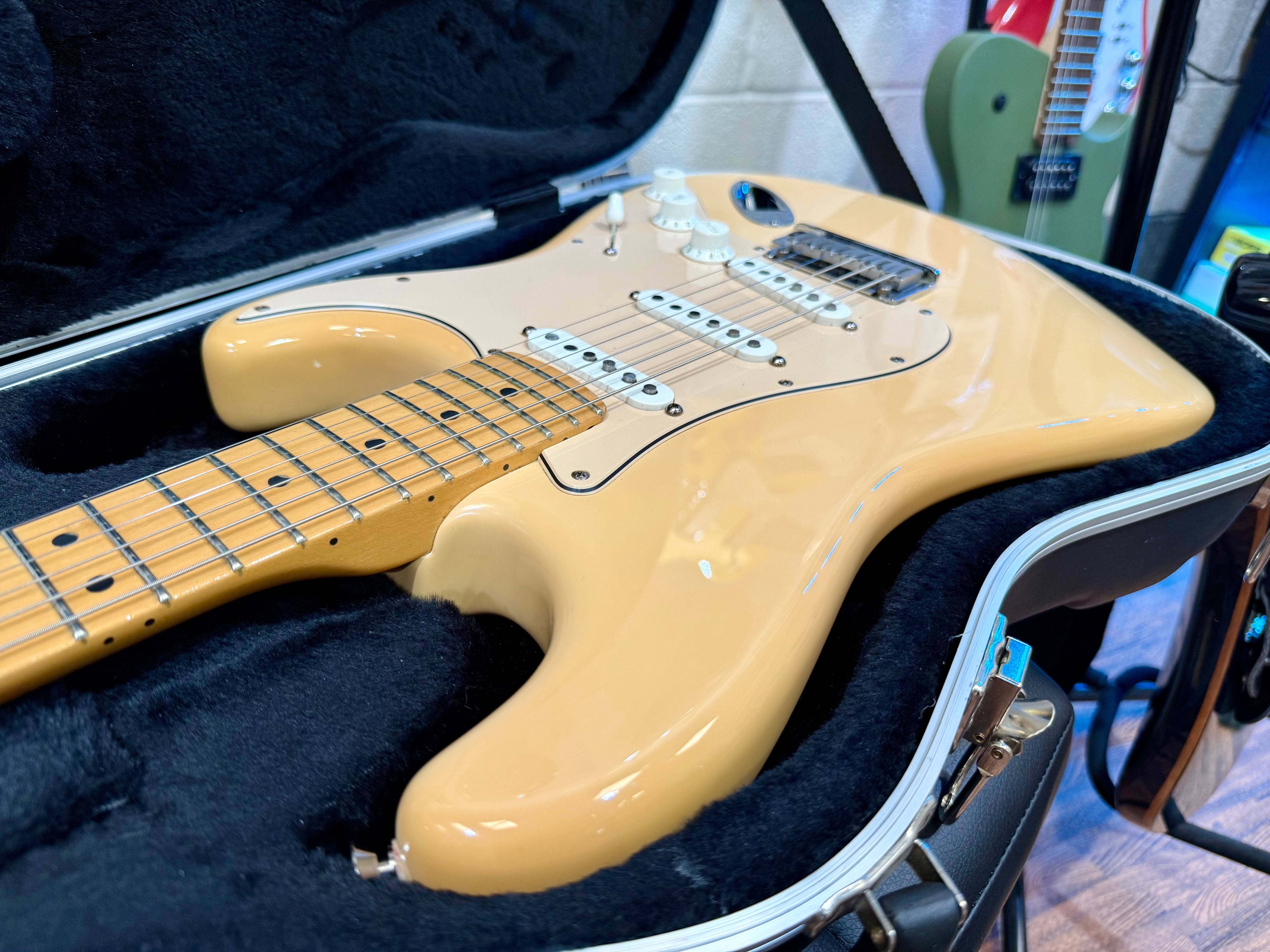 🌟2005 60th Anniversary🌟 Fender American Standard Stratocaster~ Vintage White!