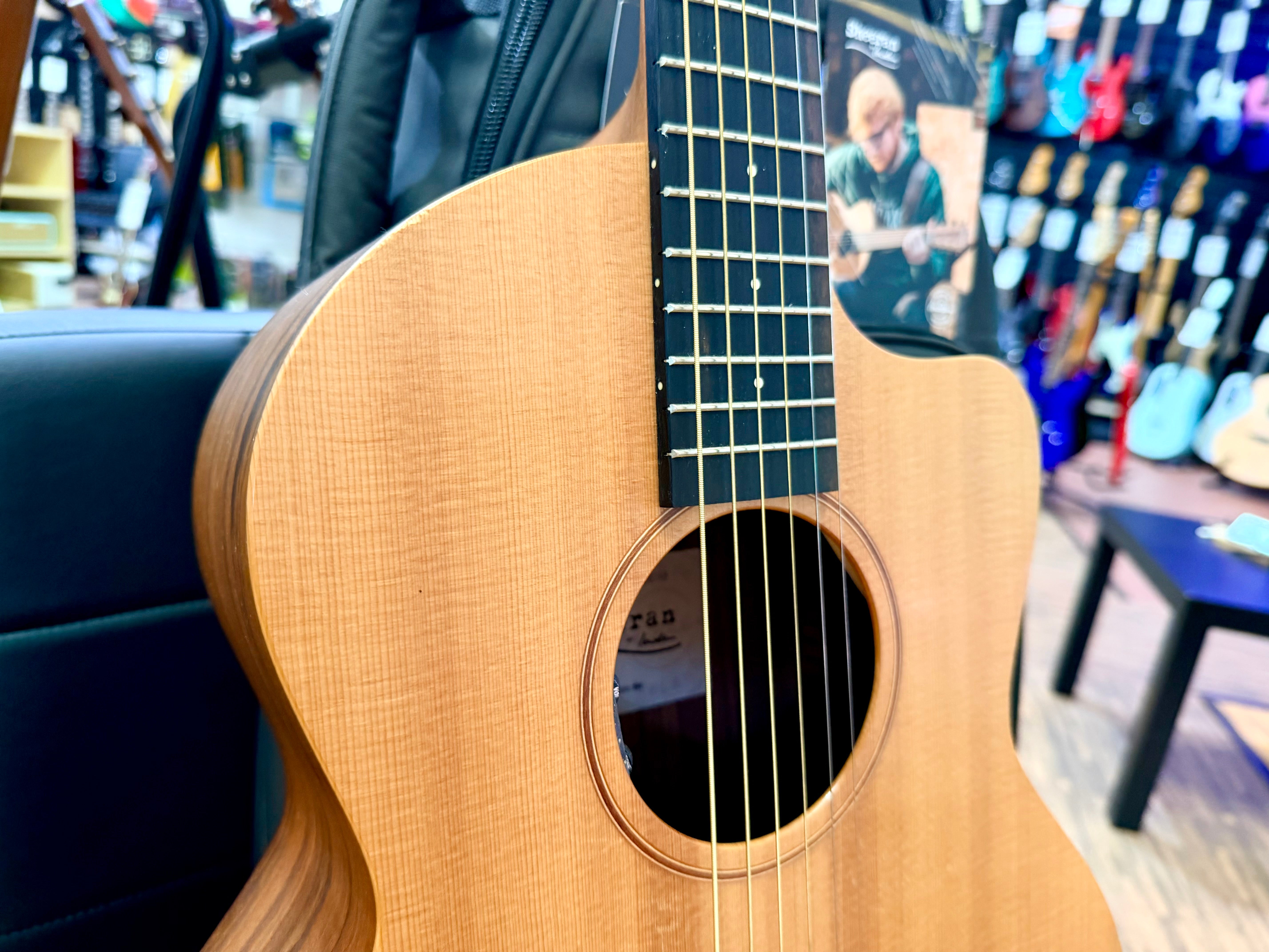 ✨ Sheeran by Lowden S04 Electro Acoustic Guitar~ Figured Walnut + Gig Bag! ✨
