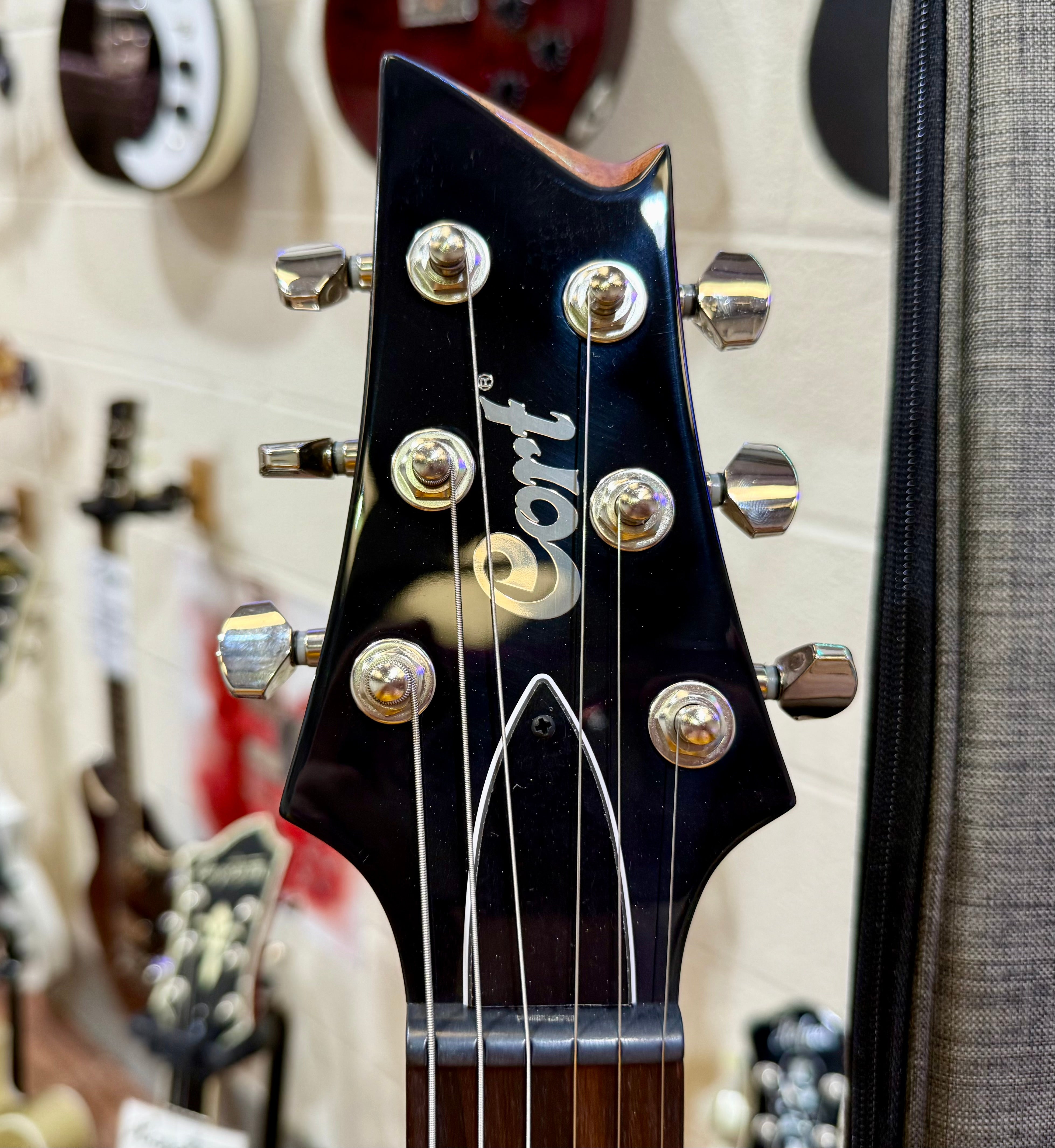 🌟LAUNCH OFFER🌟 2025 Cort M600 Tobacco Sunburst~ BRAND NEW MODEL~ FREE BAG!