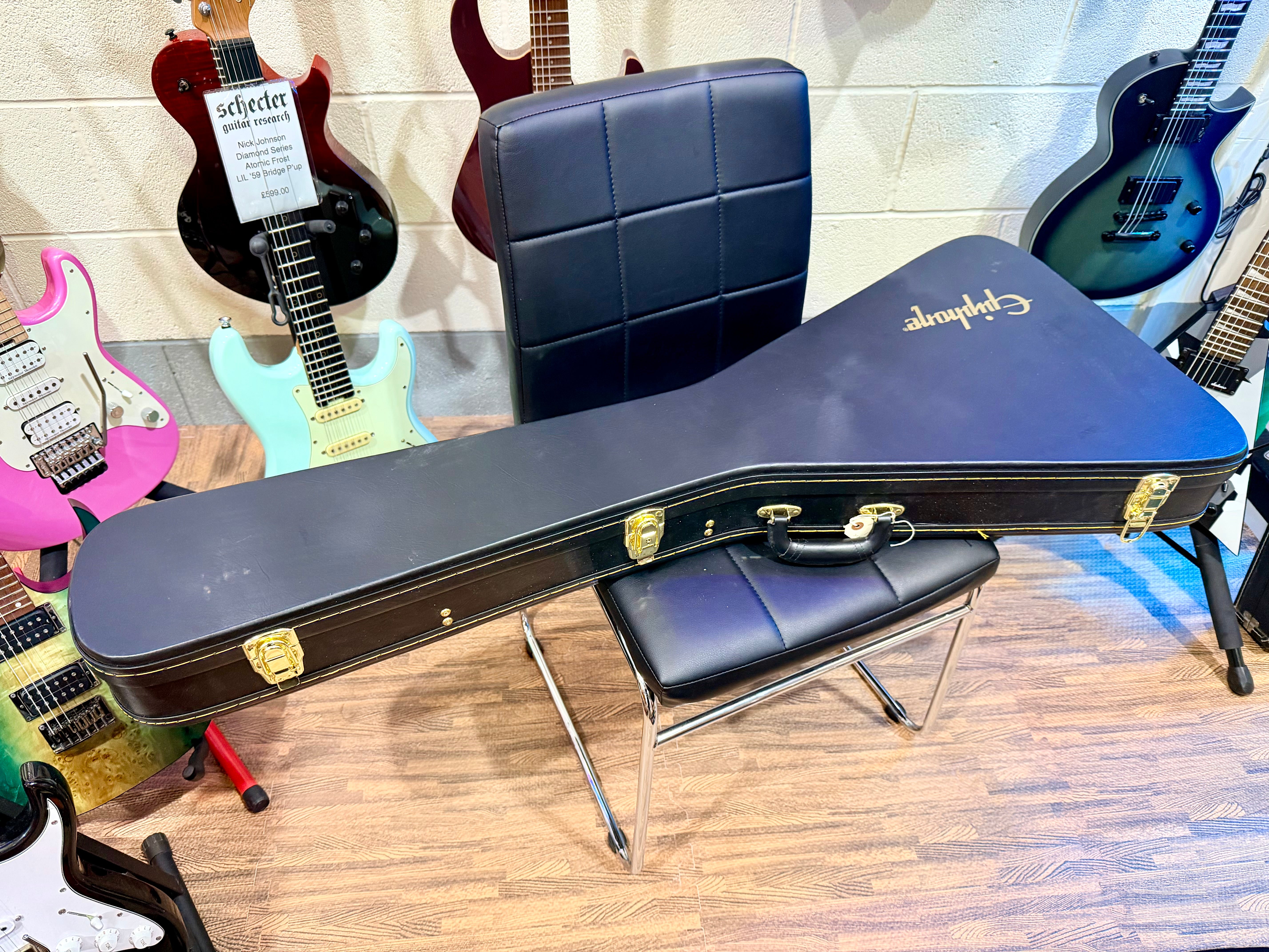 🔥MINT🔥 Epiphone Kirk Hammett 1979 Flying V Ebony~ Inspired By Gibson~ Hard Case