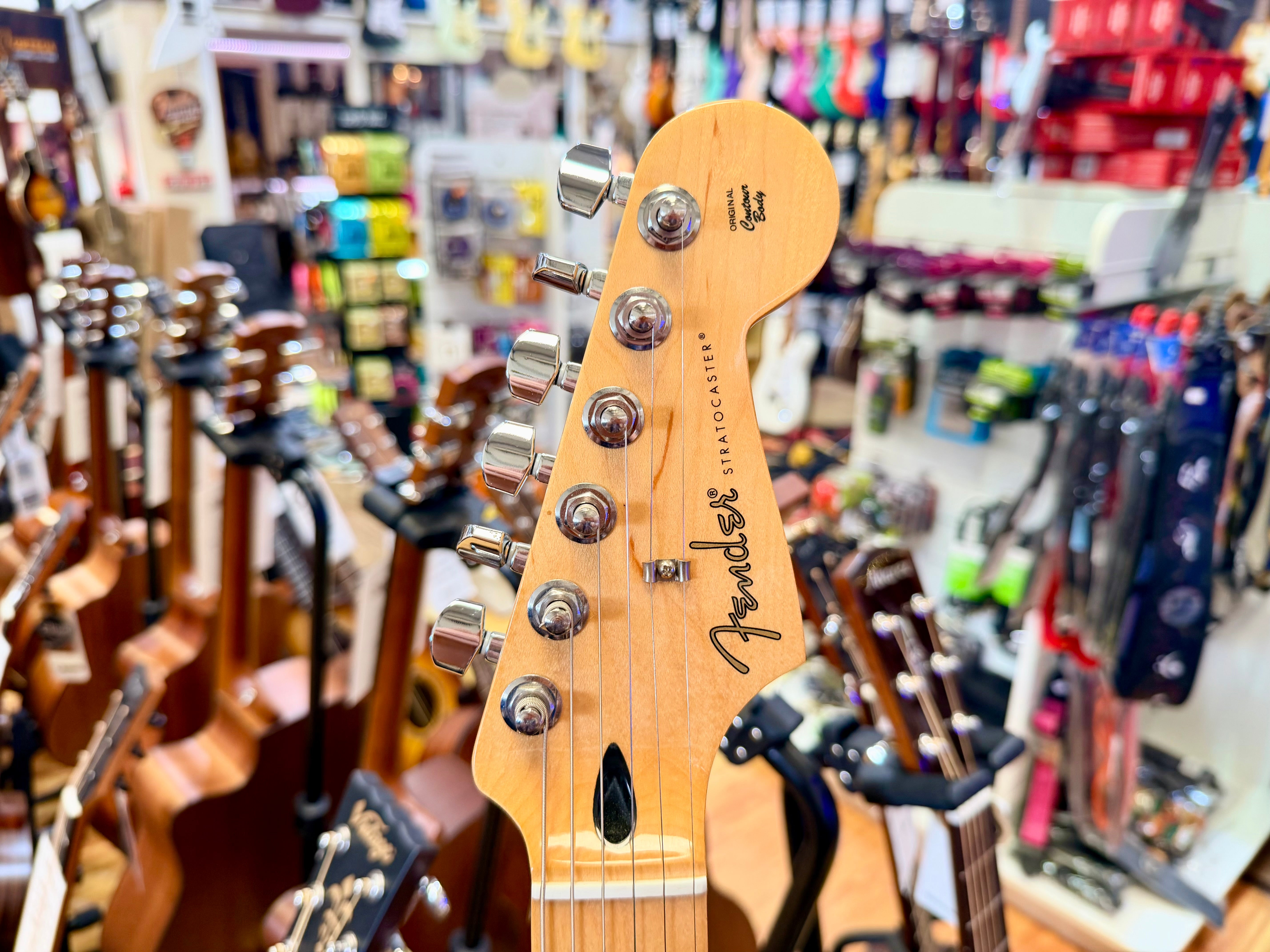 ✨2018✨ Fender Player Stratocaster~ Buttercream~ Maple Neck~ Made in Mexico!