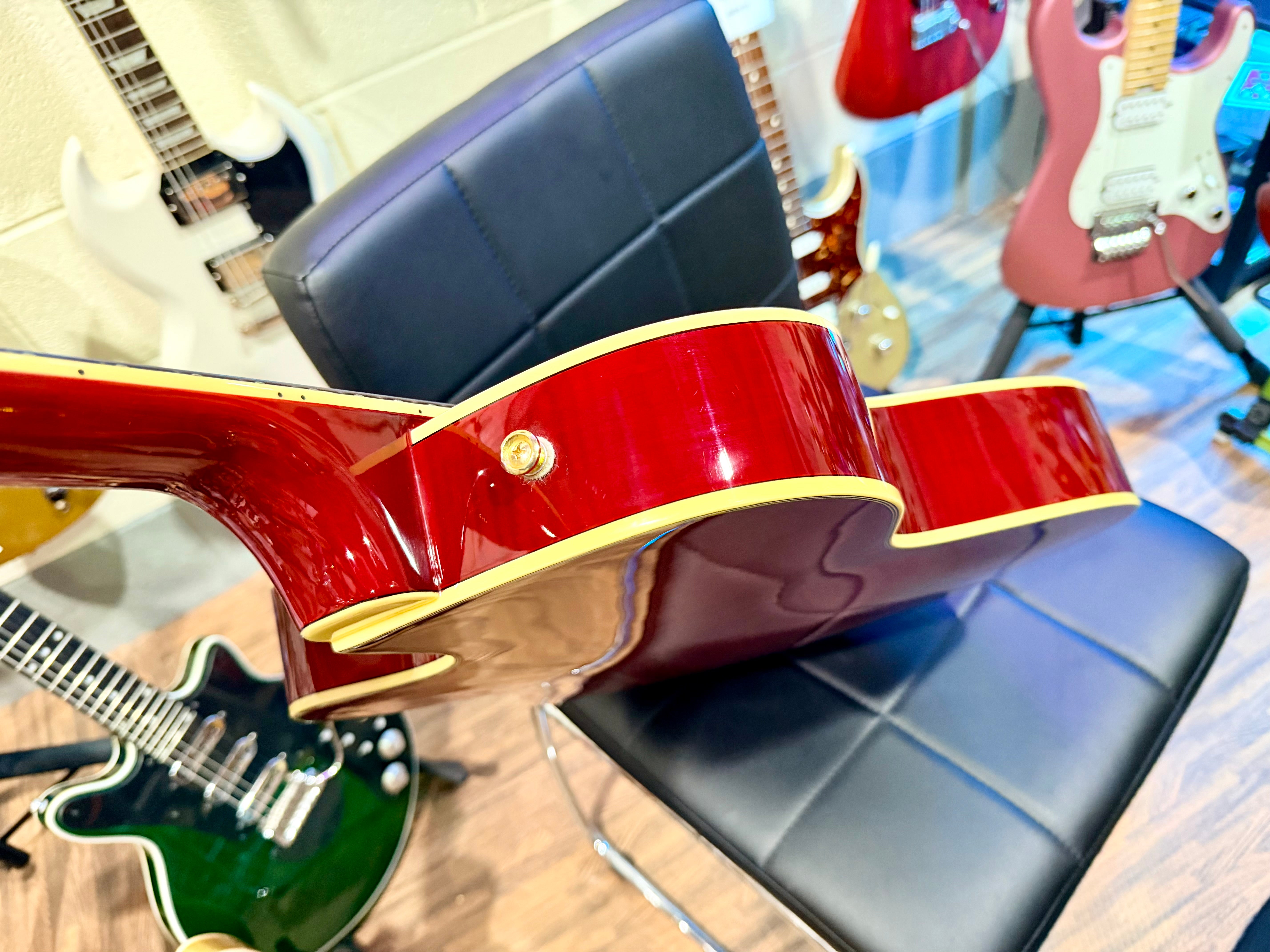 🔥MINT 2019🔥 Epiphone Joe Pass Emperor II Pro~ Rare Wine Red Hollowbody + Hard Case