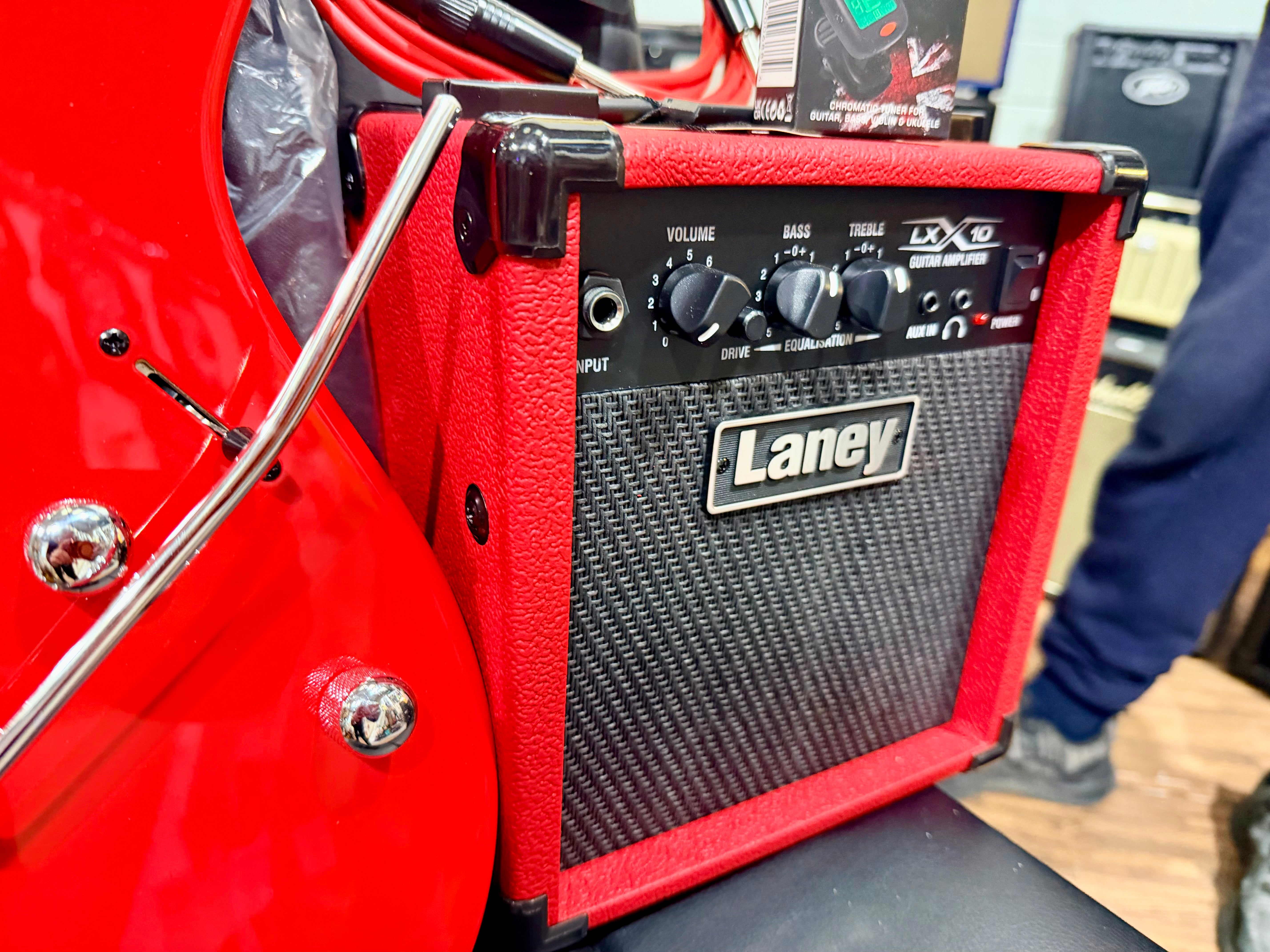 ๐ ELECTRIC GUITAR STARTER PACK ๐ Ibanez Gio GRX120~Red~ Laney Amp, Bag ,Tuner