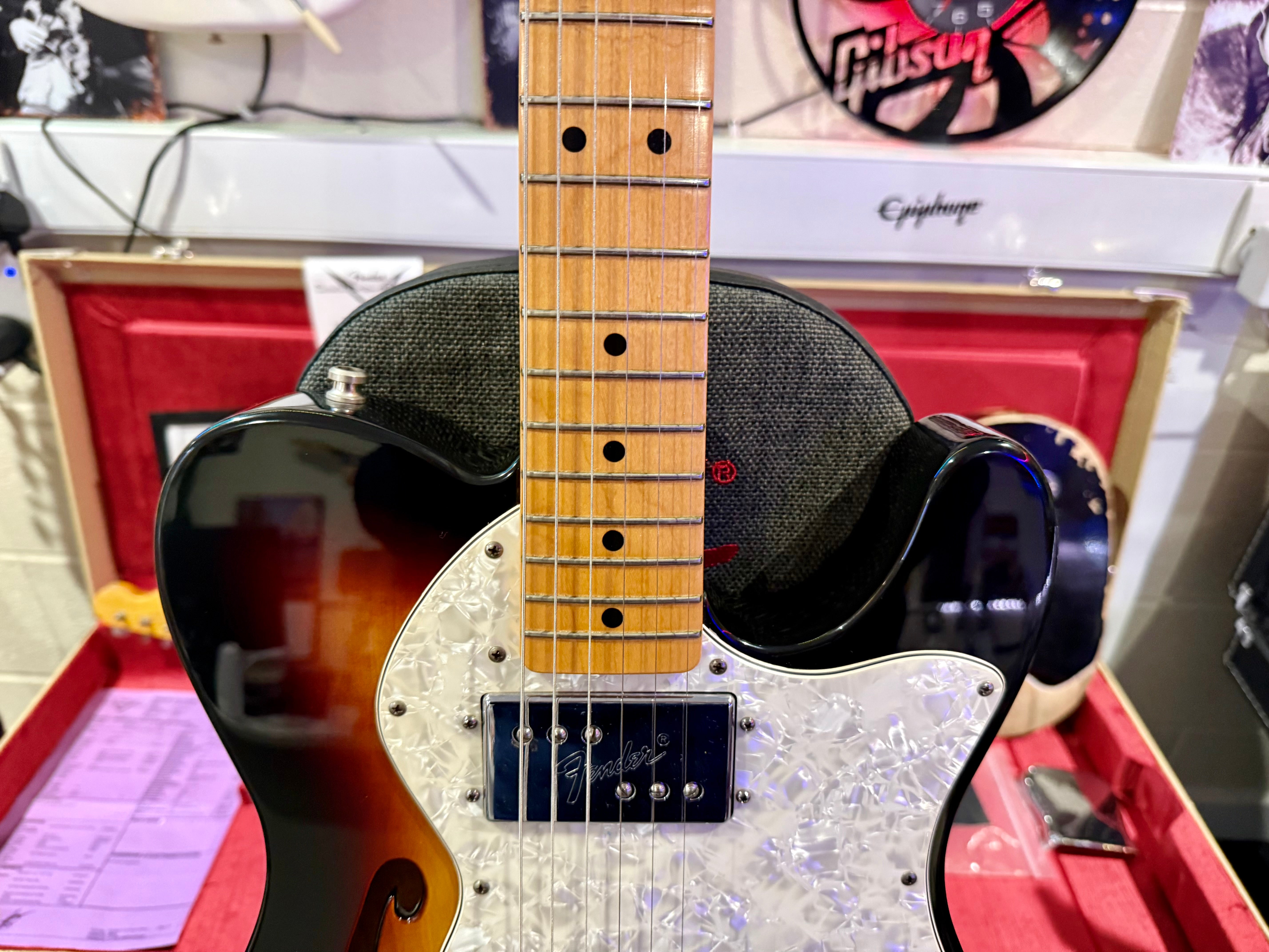 🌟1999🌟 Fender Classic Series '72 Telecaster Thinline~ 3 Color Sunburst~ Lovely