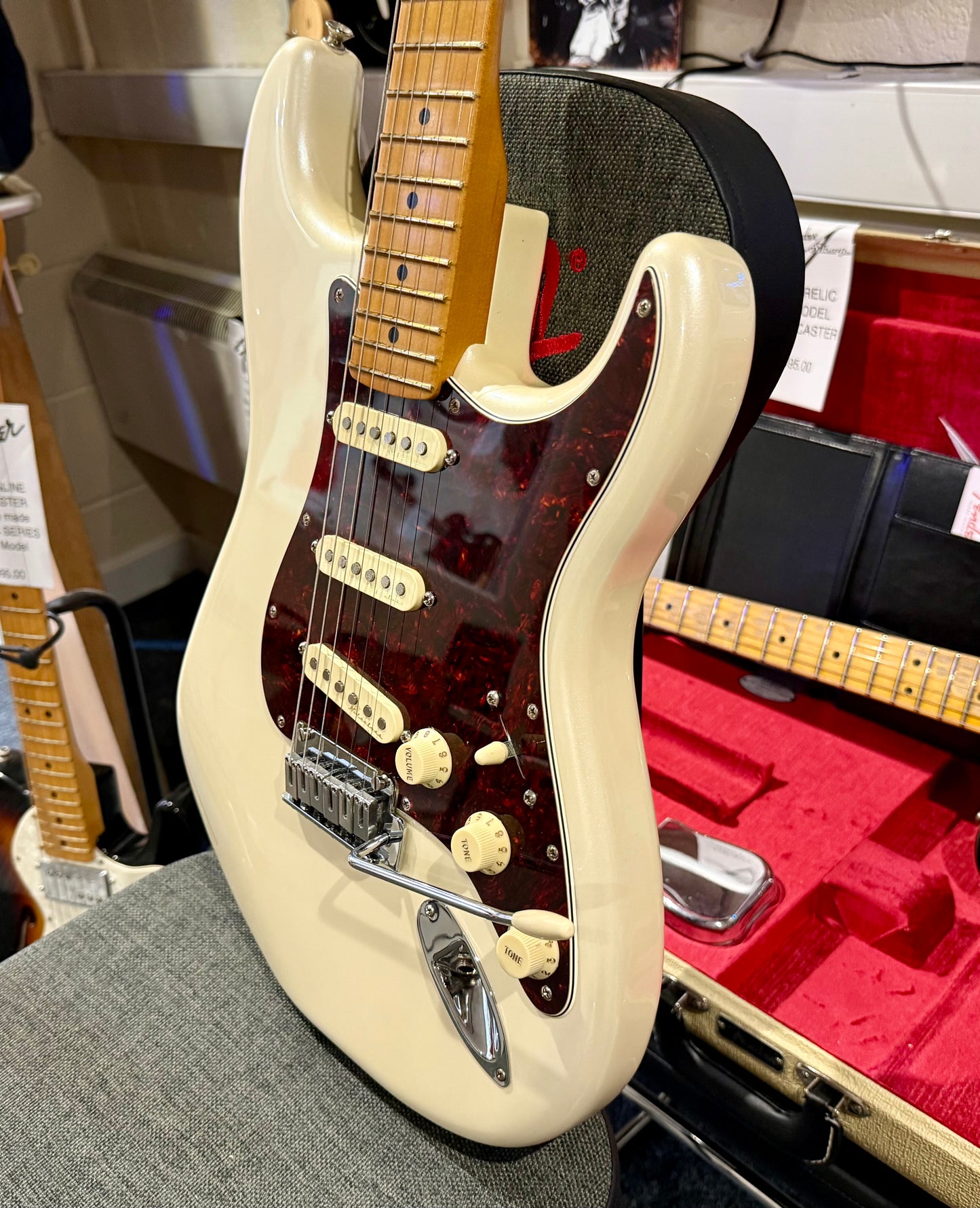 🌟2022🌟 Fender Player Plus Stratocaster~ Olympic Pearl White~ MIM~ Push/Pull!